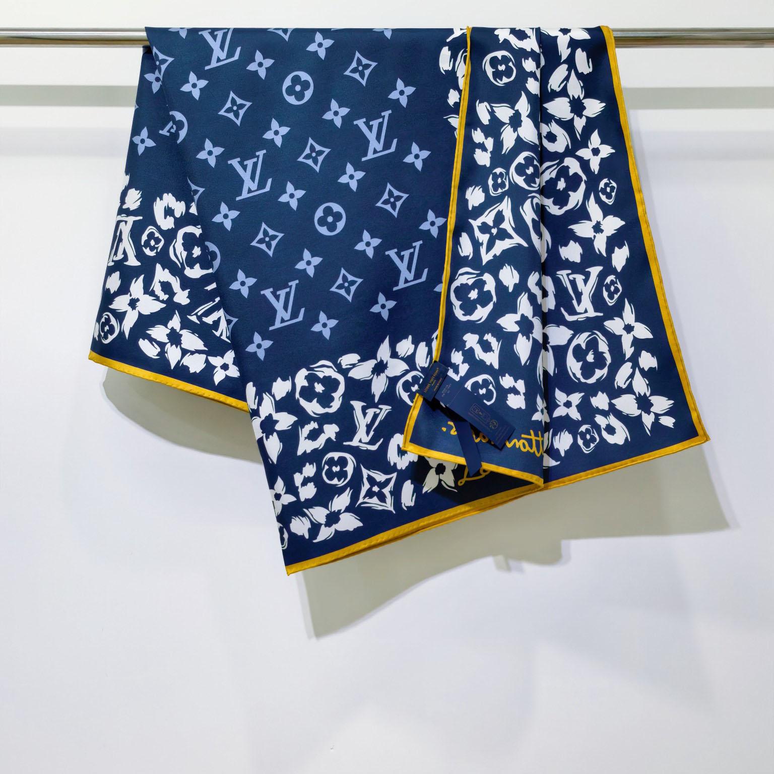 Louis Vuitton LV Safari Square  - FashionPlug