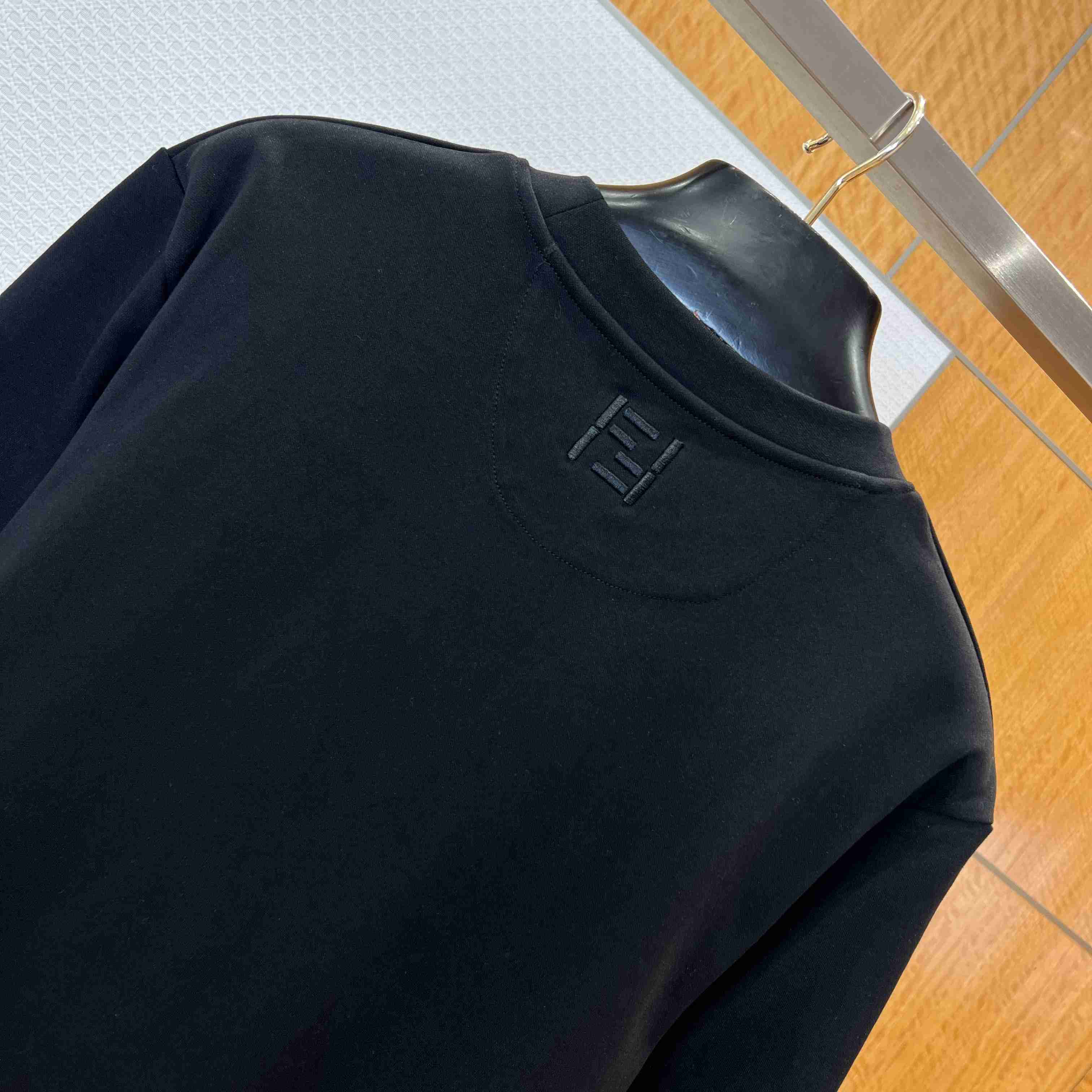 Fendi Black Cotton T-shirt - FashionPlug