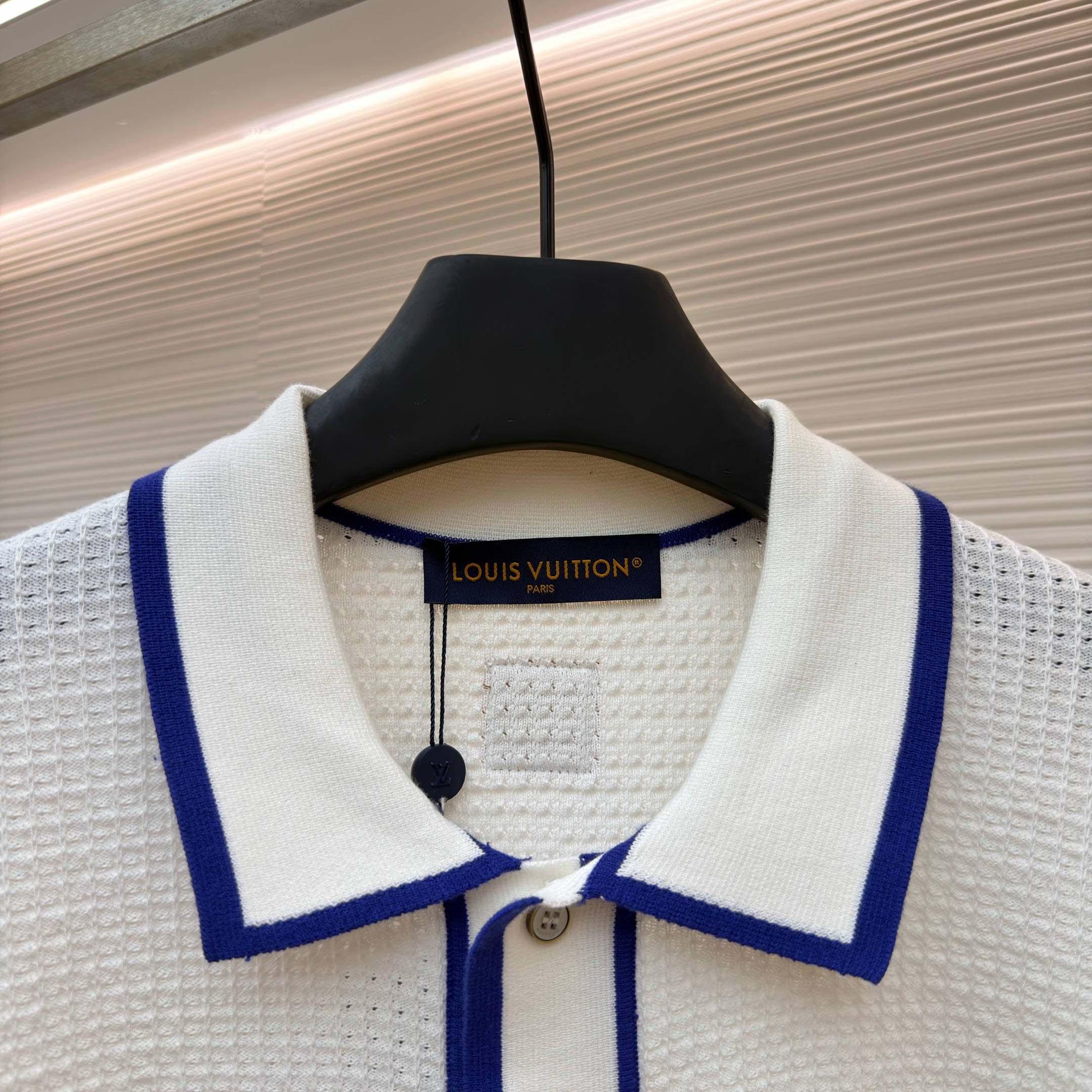 Louis Vuitton Waffle Signature Short-Sleeved Shirt   1AK6WW - FashionPlug
