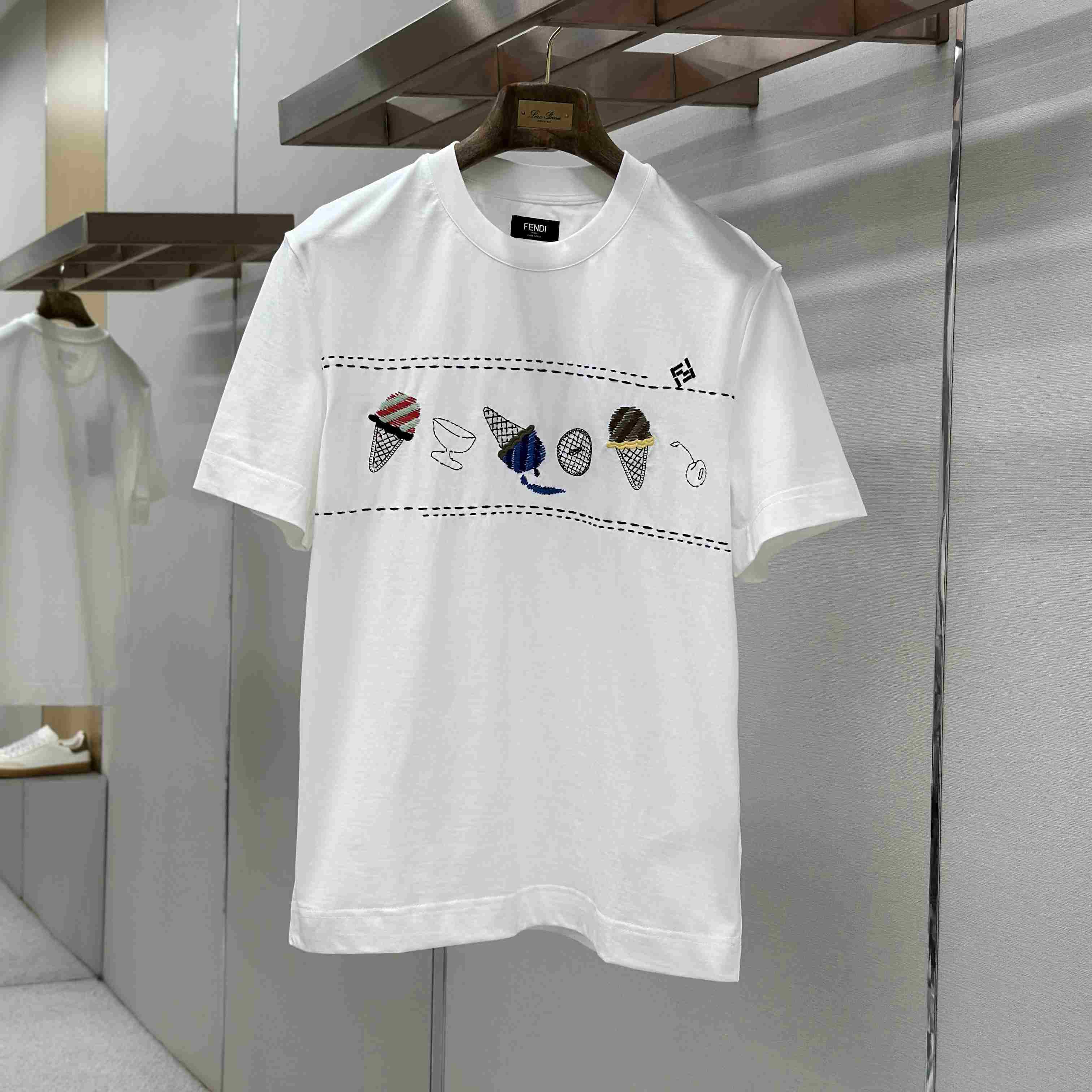 Fendi White Cotton T-shirt - FashionPlug