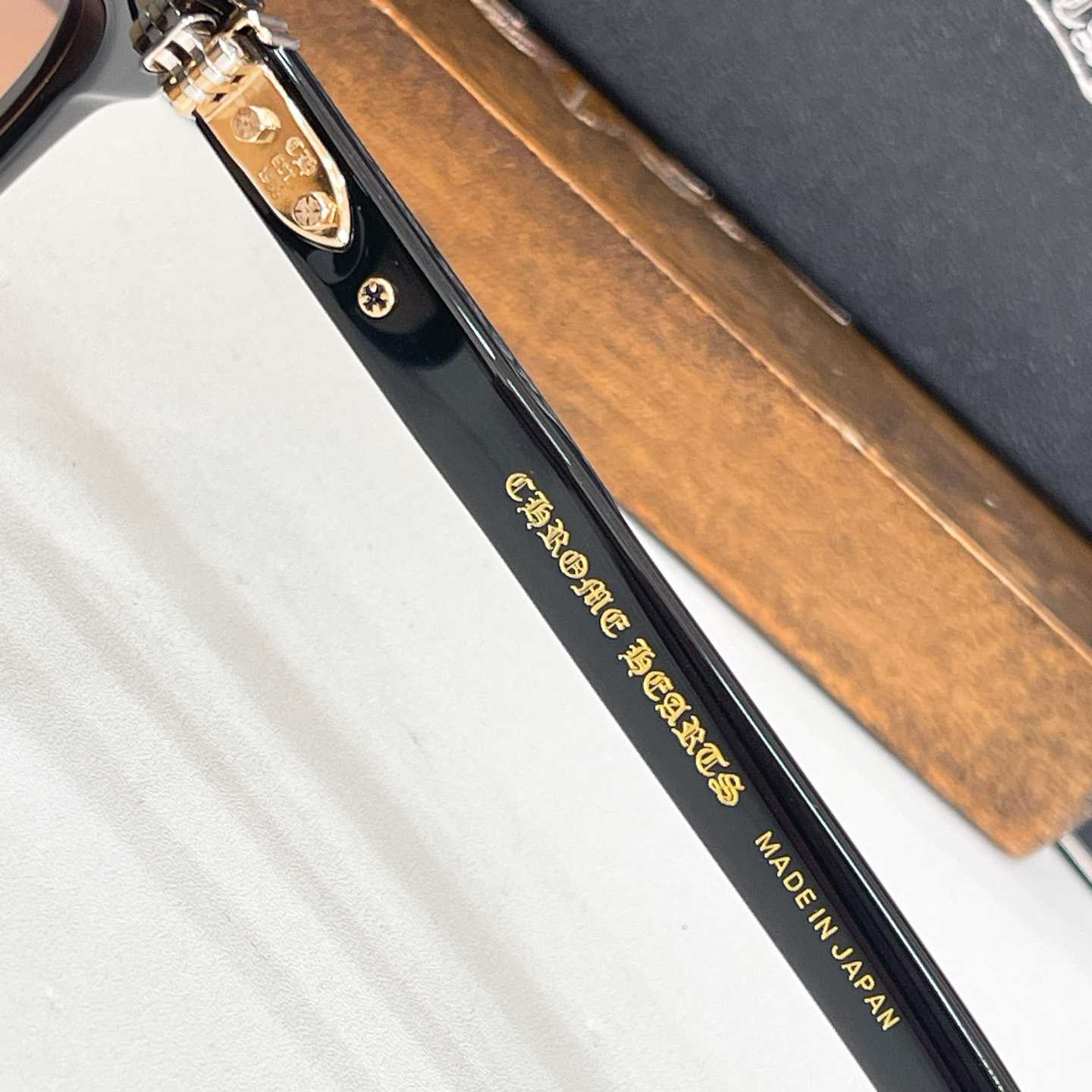 Chrome Hearts SMOKE SHOW Sunglasses - FashionPlug