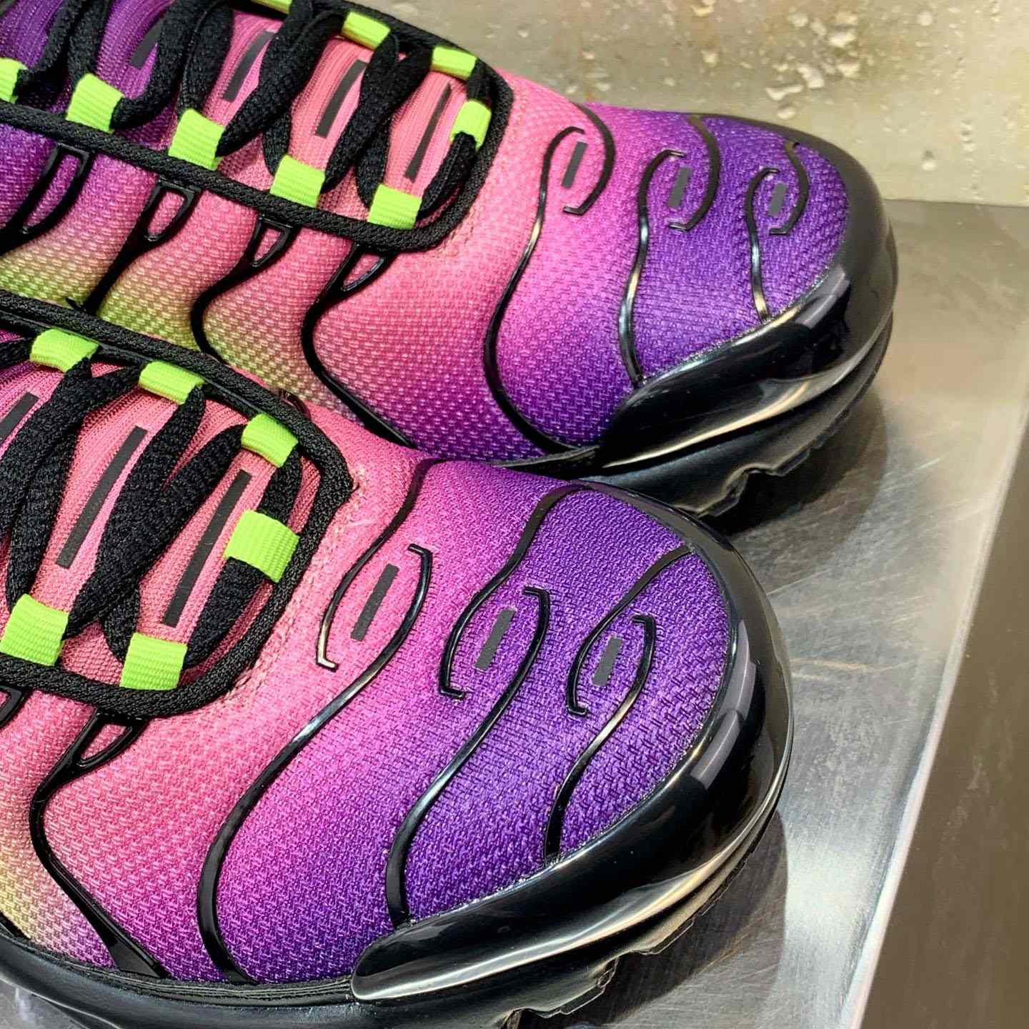  Nike Air Max Plus OG Aurora Borealis   DZ3670-006   - FashionPlug