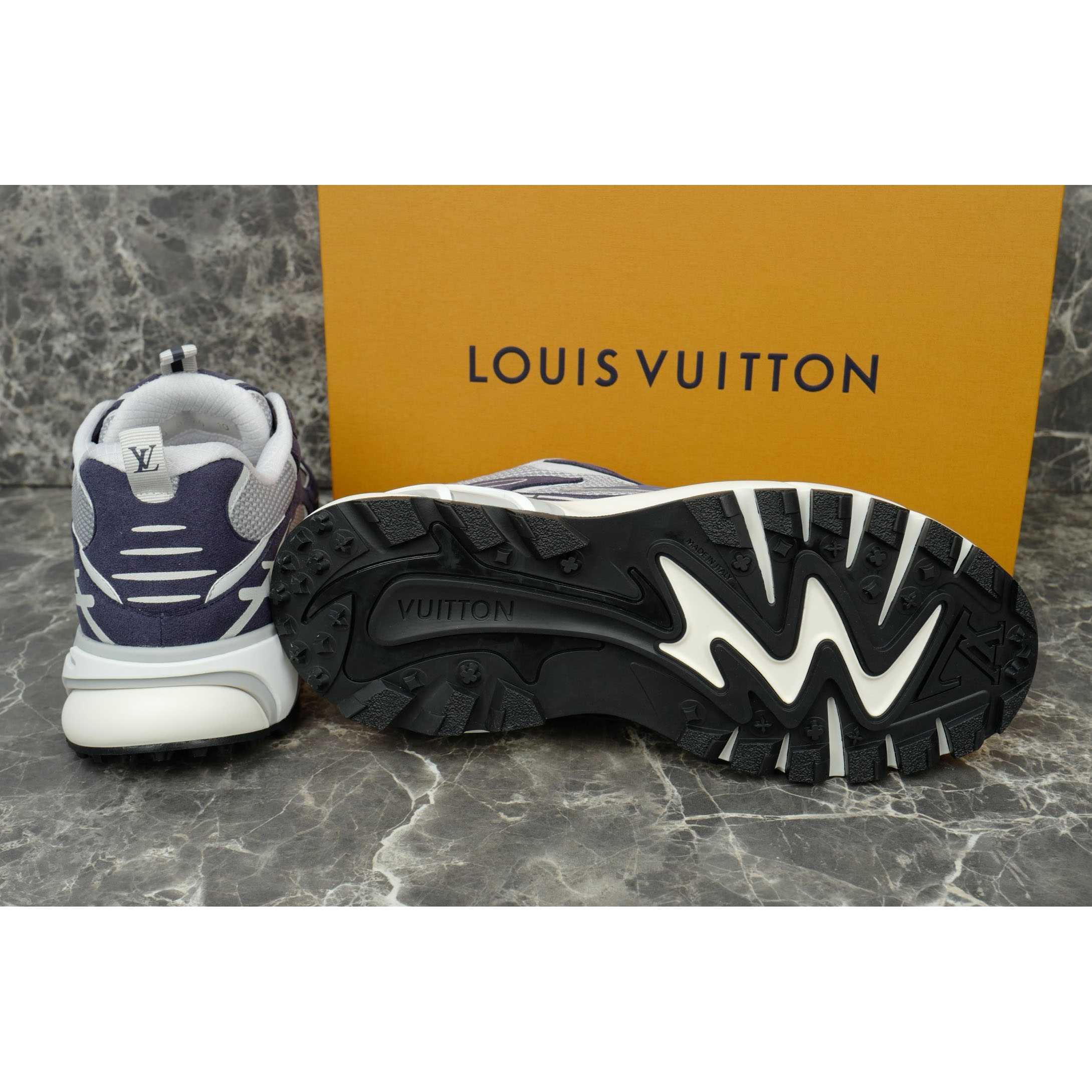 Louis Vuitton LV Tatic Runner Sneaker 1AKC4F - FashionPlug