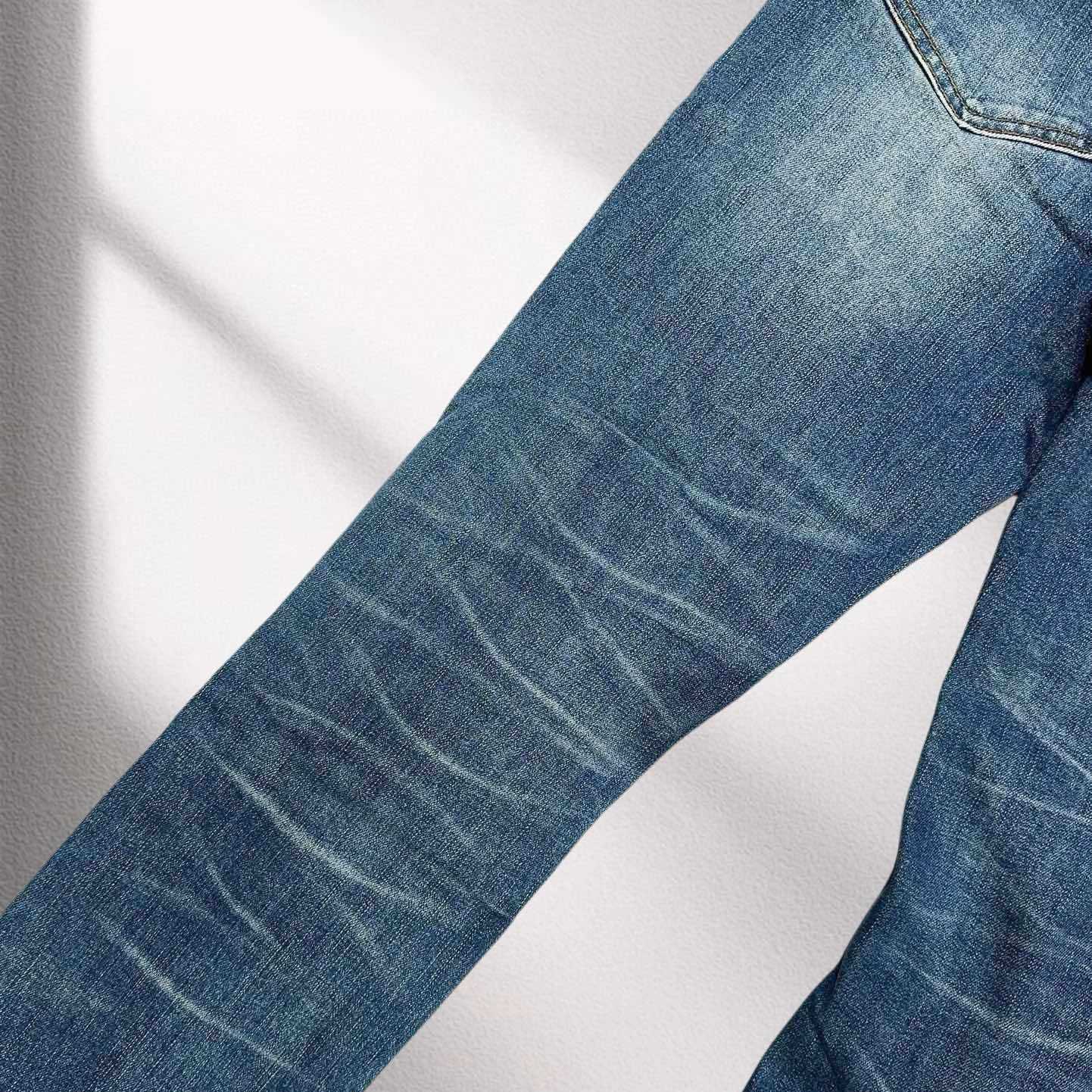 Amiri Jeans 1011 - FashionPlug