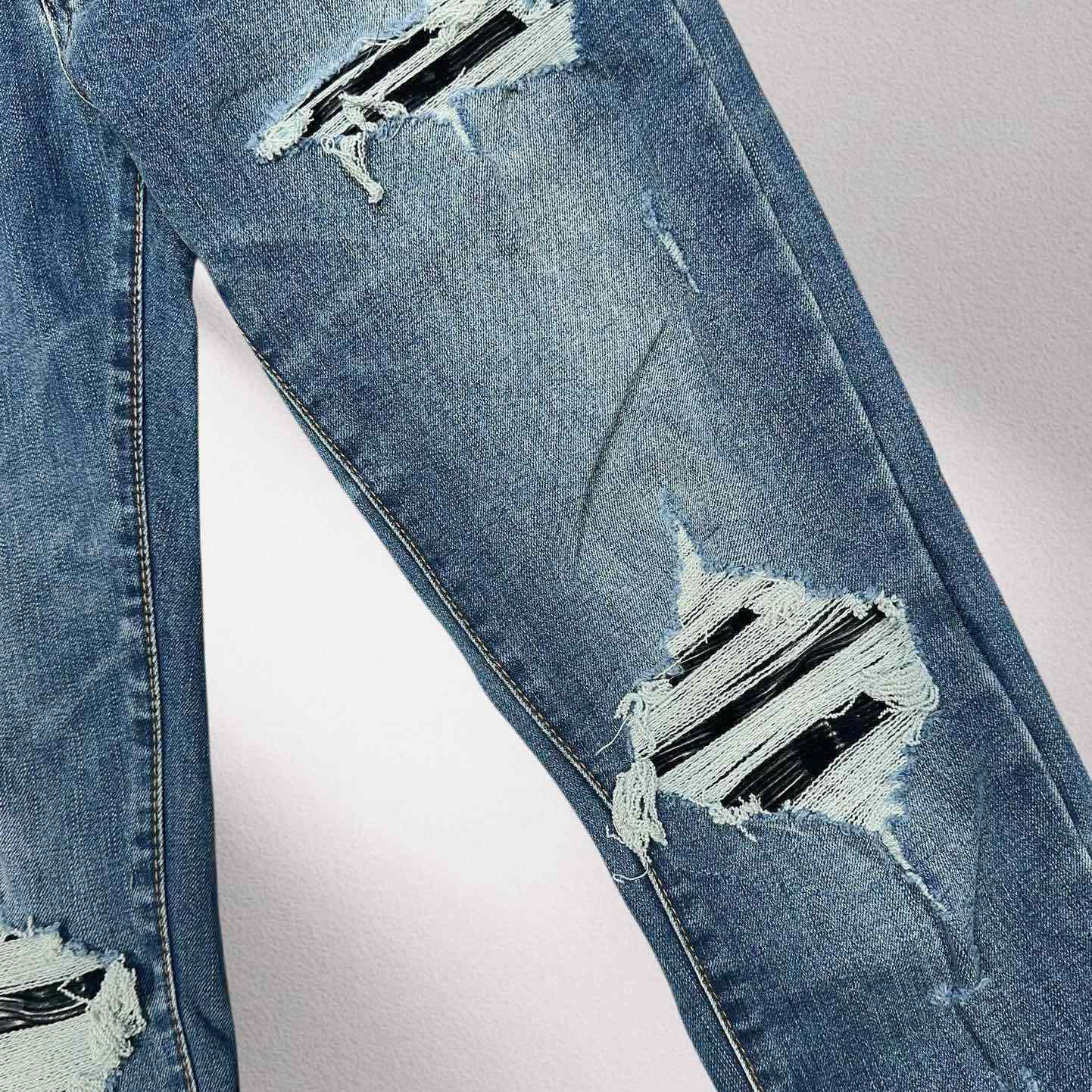 Amiri Jeans 1011 - FashionPlug