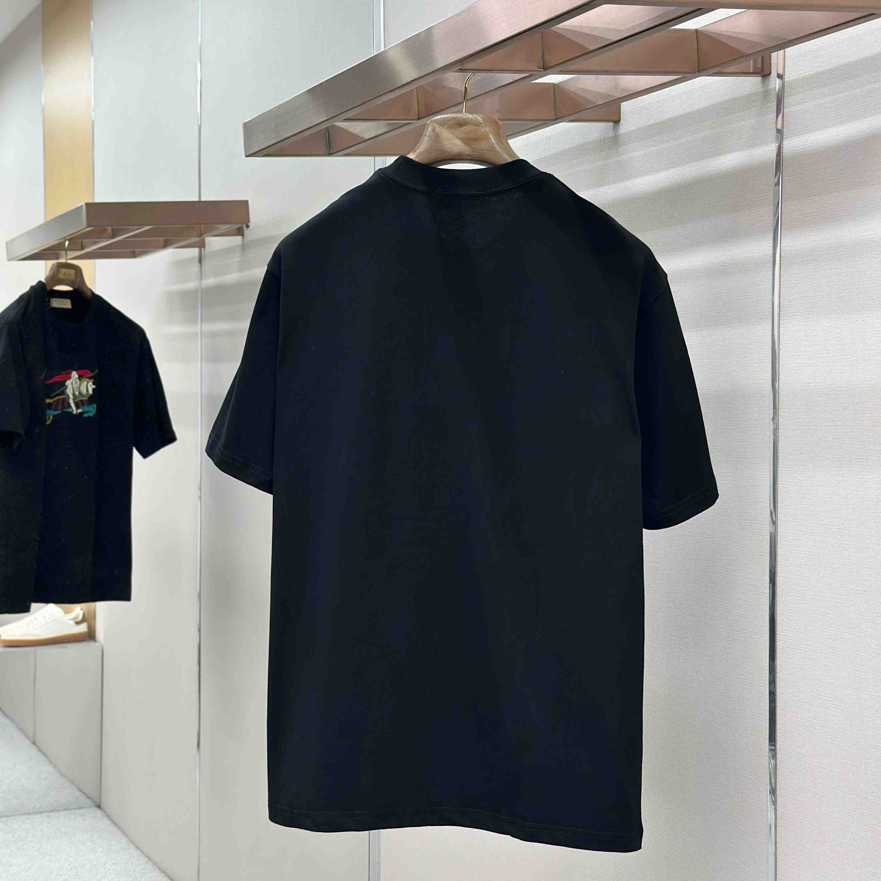 Burberry Knight Cotton T-shirt - FashionPlug