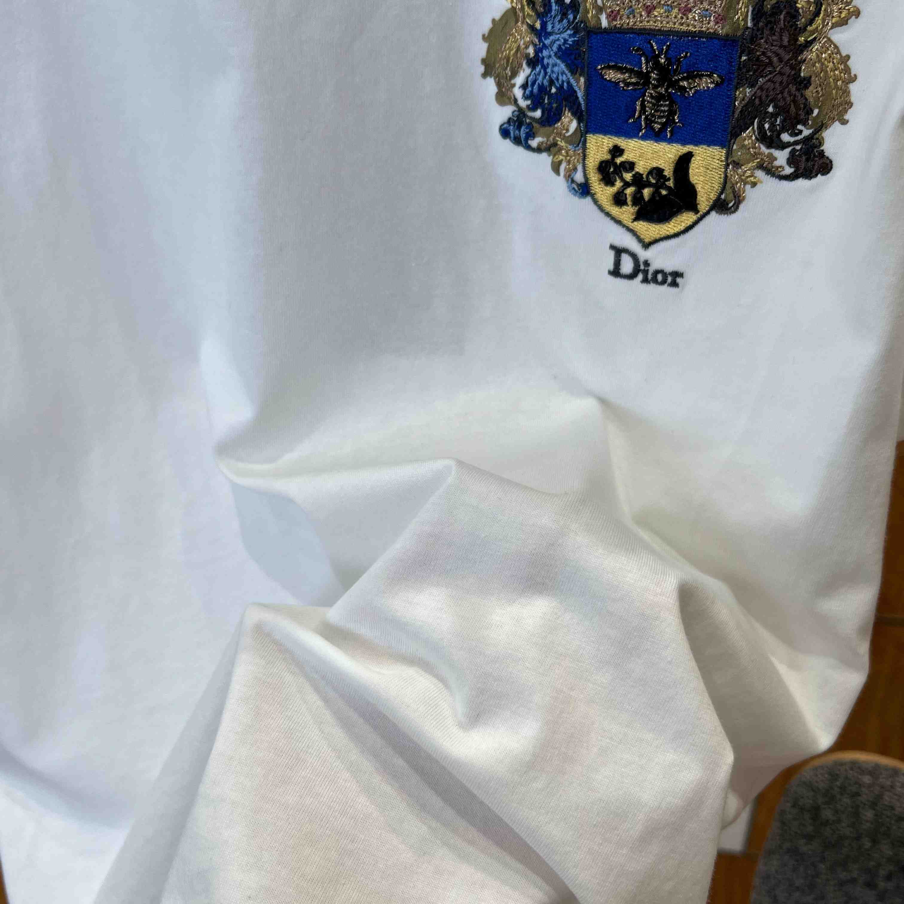 Dior T-Shirt With Dior Blason Embroidery, Relaxed Fit - FashionPlug