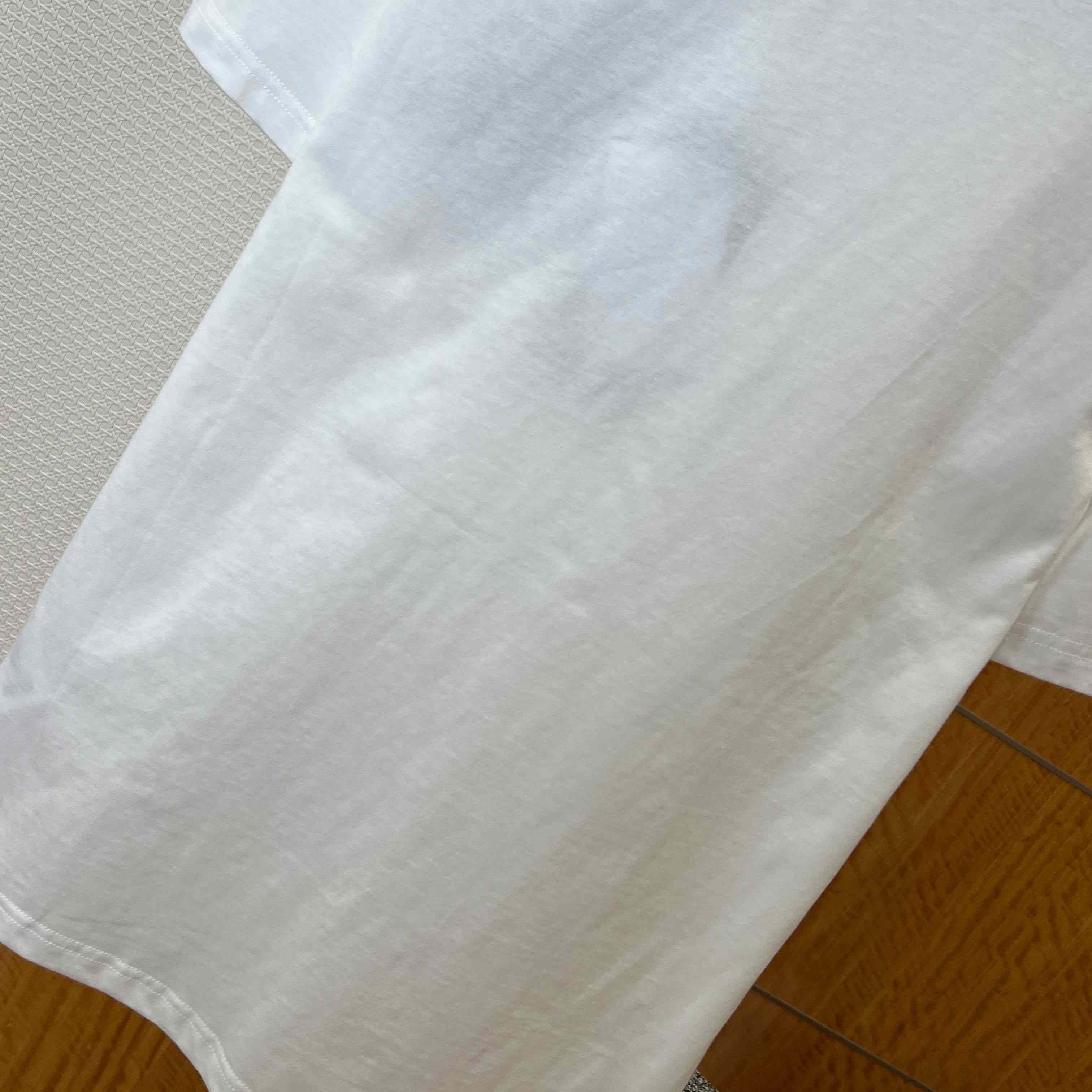 Dior T-Shirt With Dior Blason Embroidery, Relaxed Fit - FashionPlug