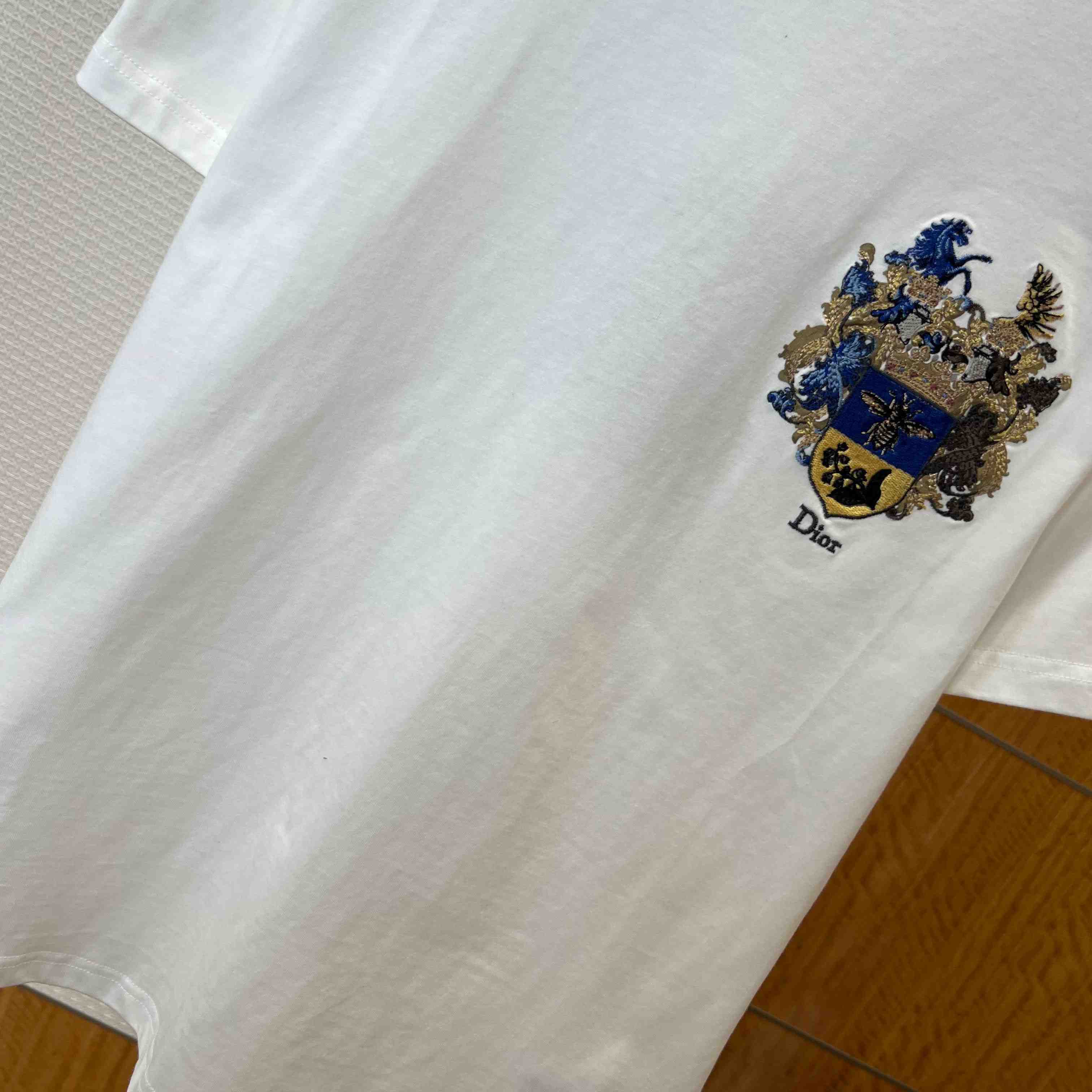 Dior T-Shirt With Dior Blason Embroidery, Relaxed Fit - FashionPlug