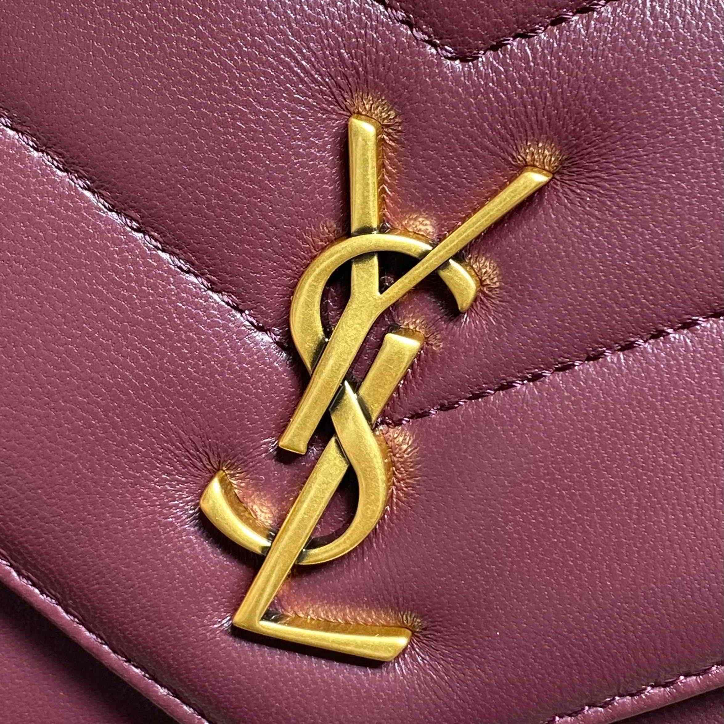 Saint Laurent LOULOU Toy Crossbody In MATELASSÉ Lambskin - FashionPlug