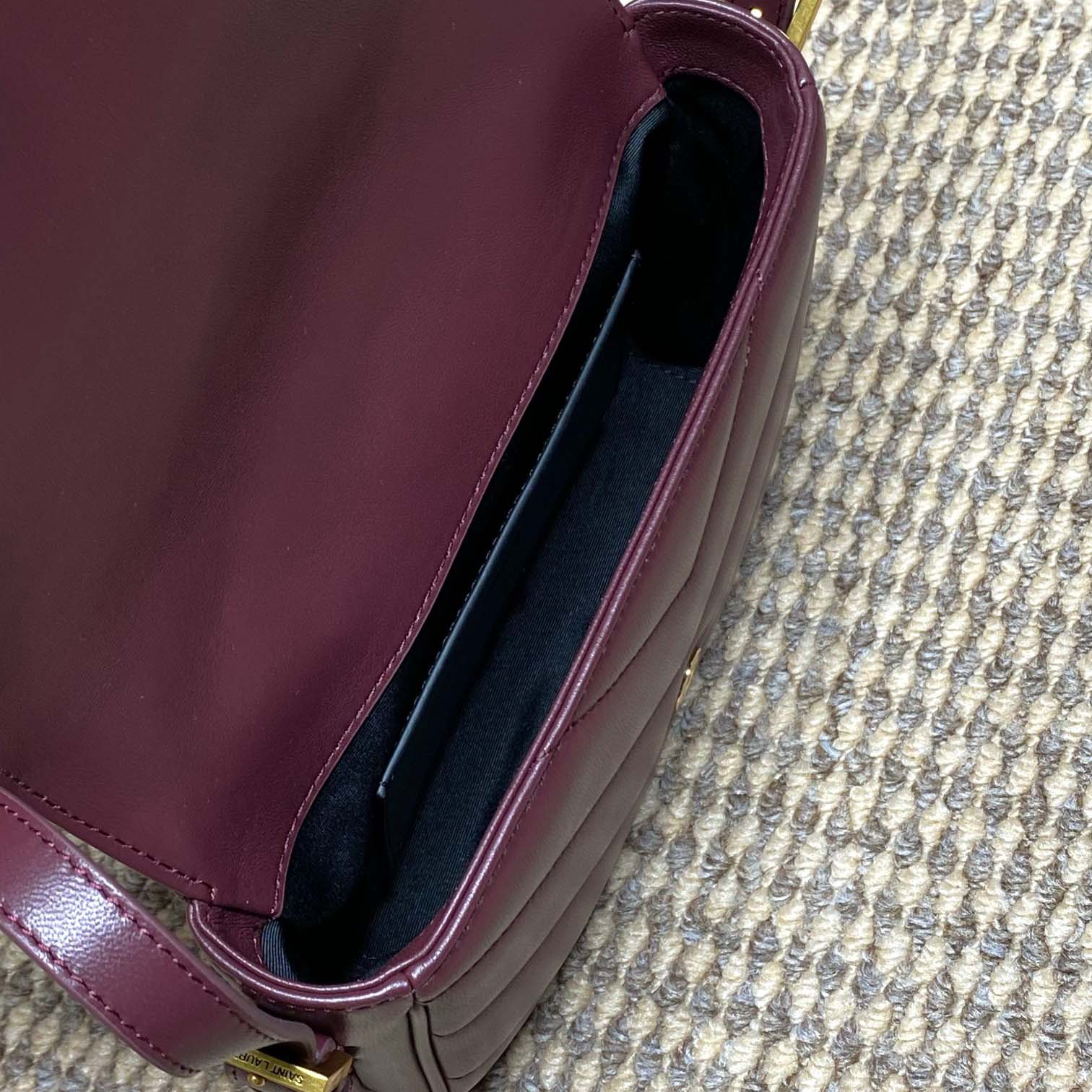 Saint Laurent LOULOU Toy Crossbody In MATELASSÉ Lambskin - FashionPlug