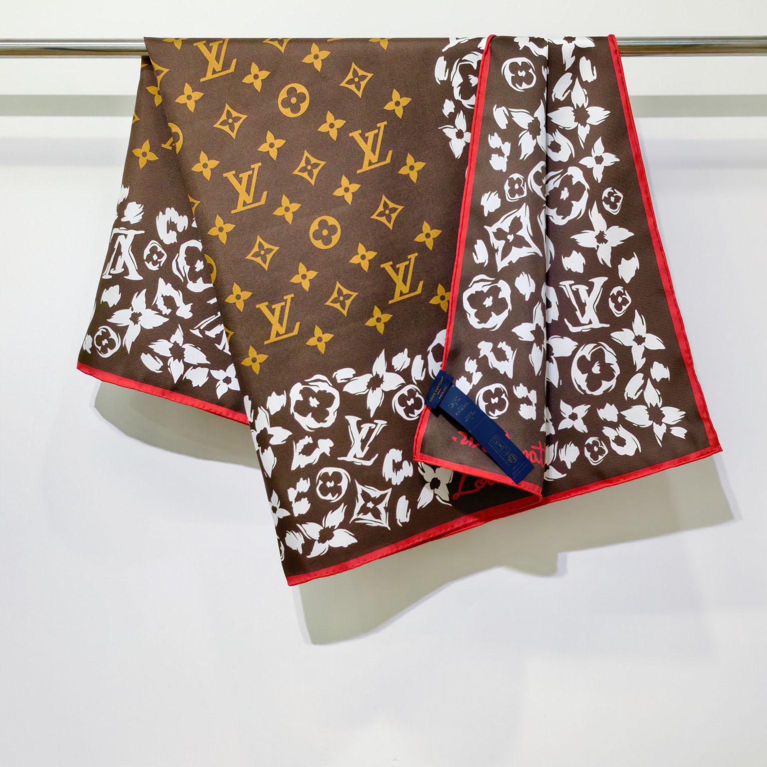 Louis Vuitton LV Safari Square  - FashionPlug