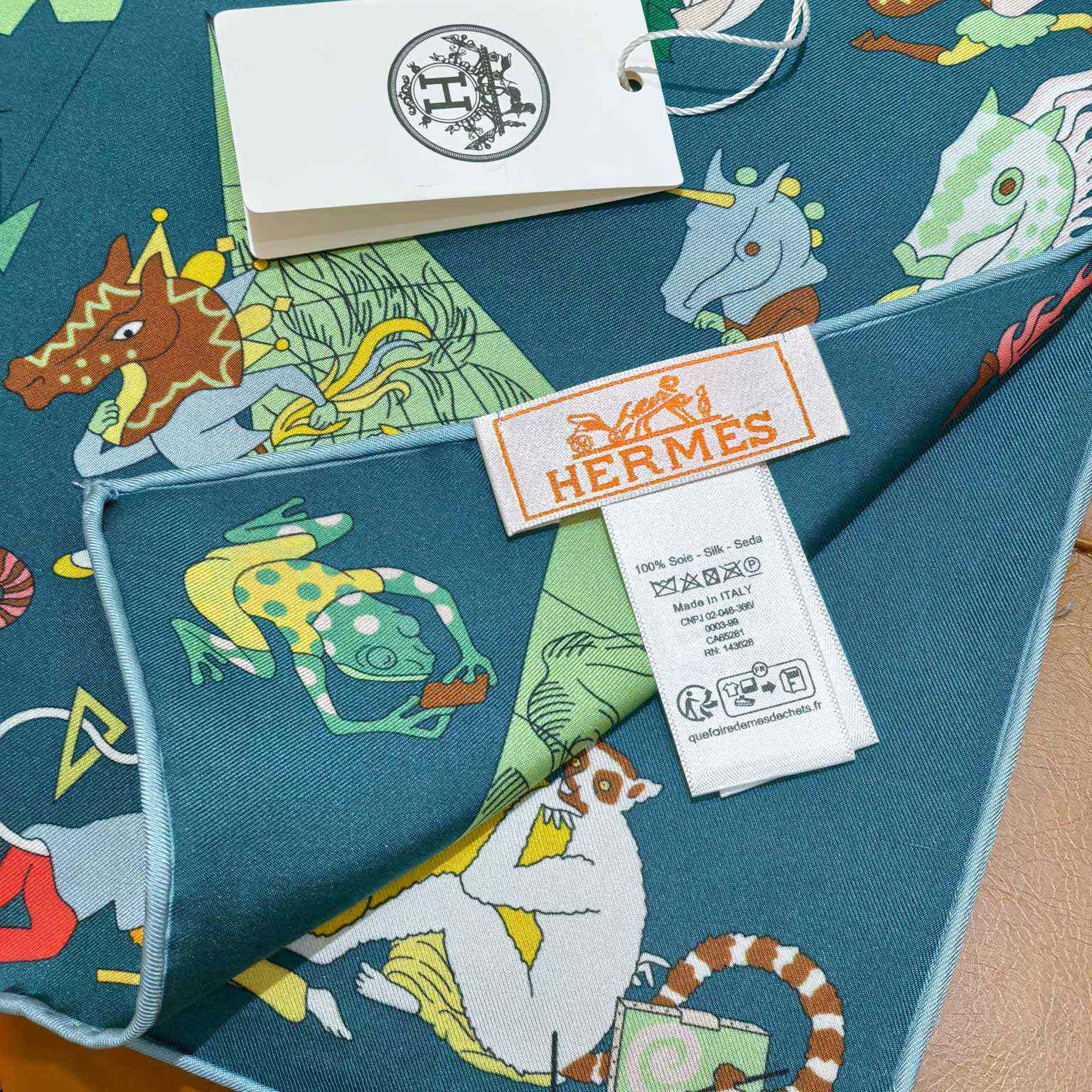 Hermes Academia Hippica Scarf 90 - FashionPlug