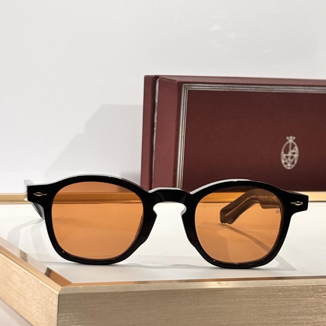 Jacquemus Zephirin Sunglasses - FashionPlug