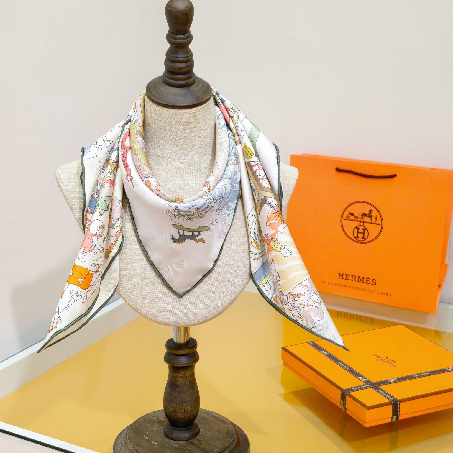 Hermes Academia Hippica Scarf 90 - FashionPlug