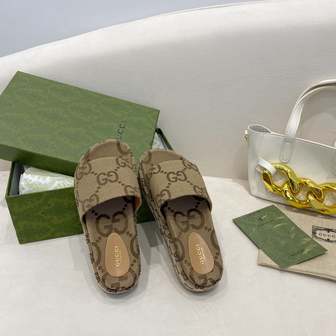  Gucci Wmns GG Lame Platform Slide Sandal 'Camel Monogram' - FashionPlug