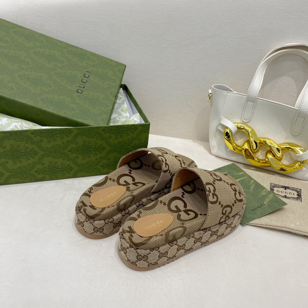  Gucci Wmns GG Lame Platform Slide Sandal 'Camel Monogram' - FashionPlug