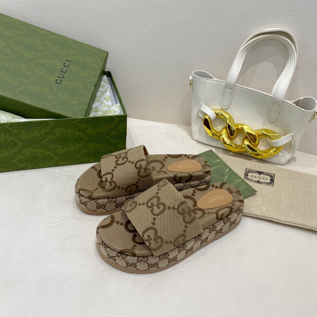  Gucci Wmns GG Lame Platform Slide Sandal 'Camel Monogram' - FashionPlug