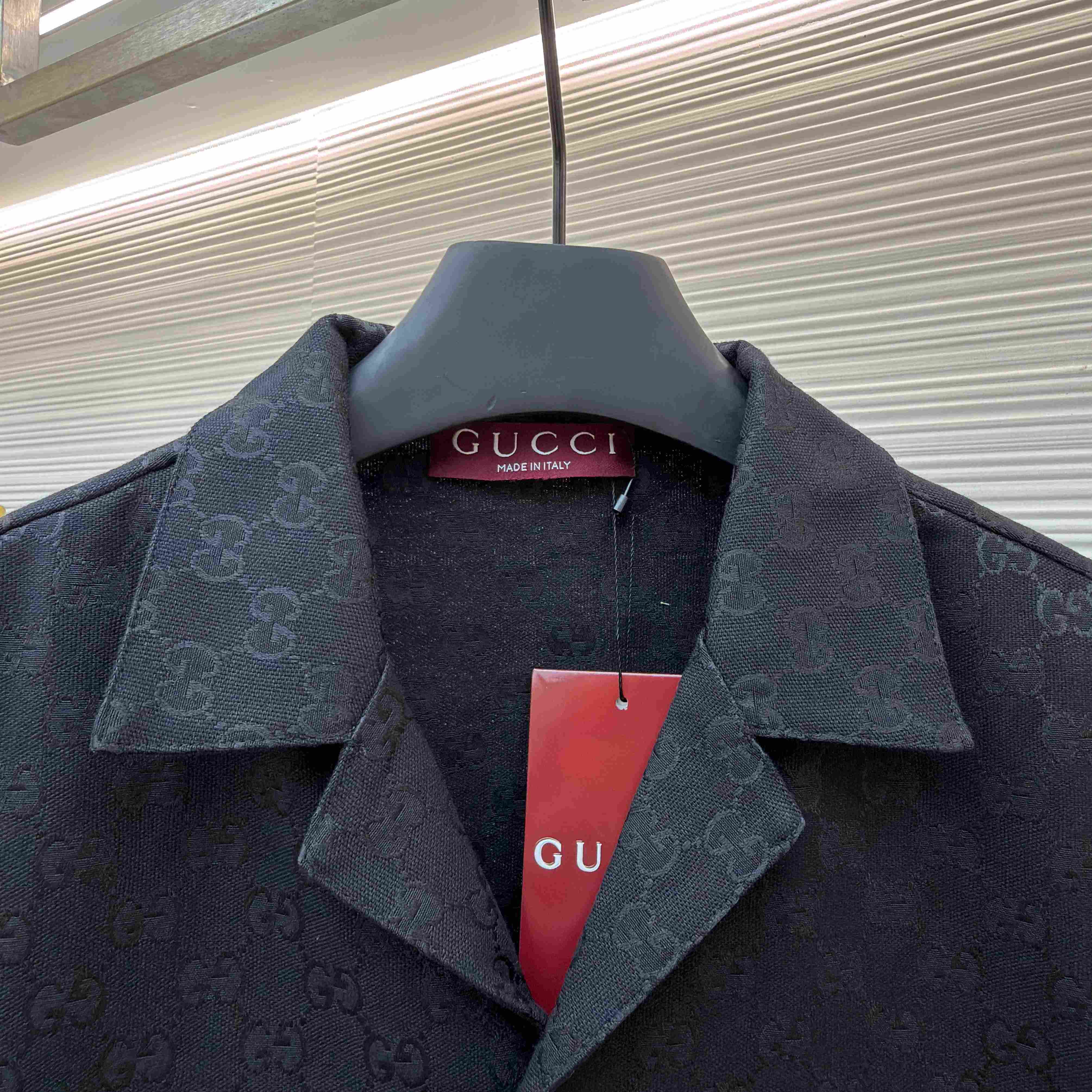 Gucci GG Canvas Linen Blend Bowling Shirt - FashionPlug