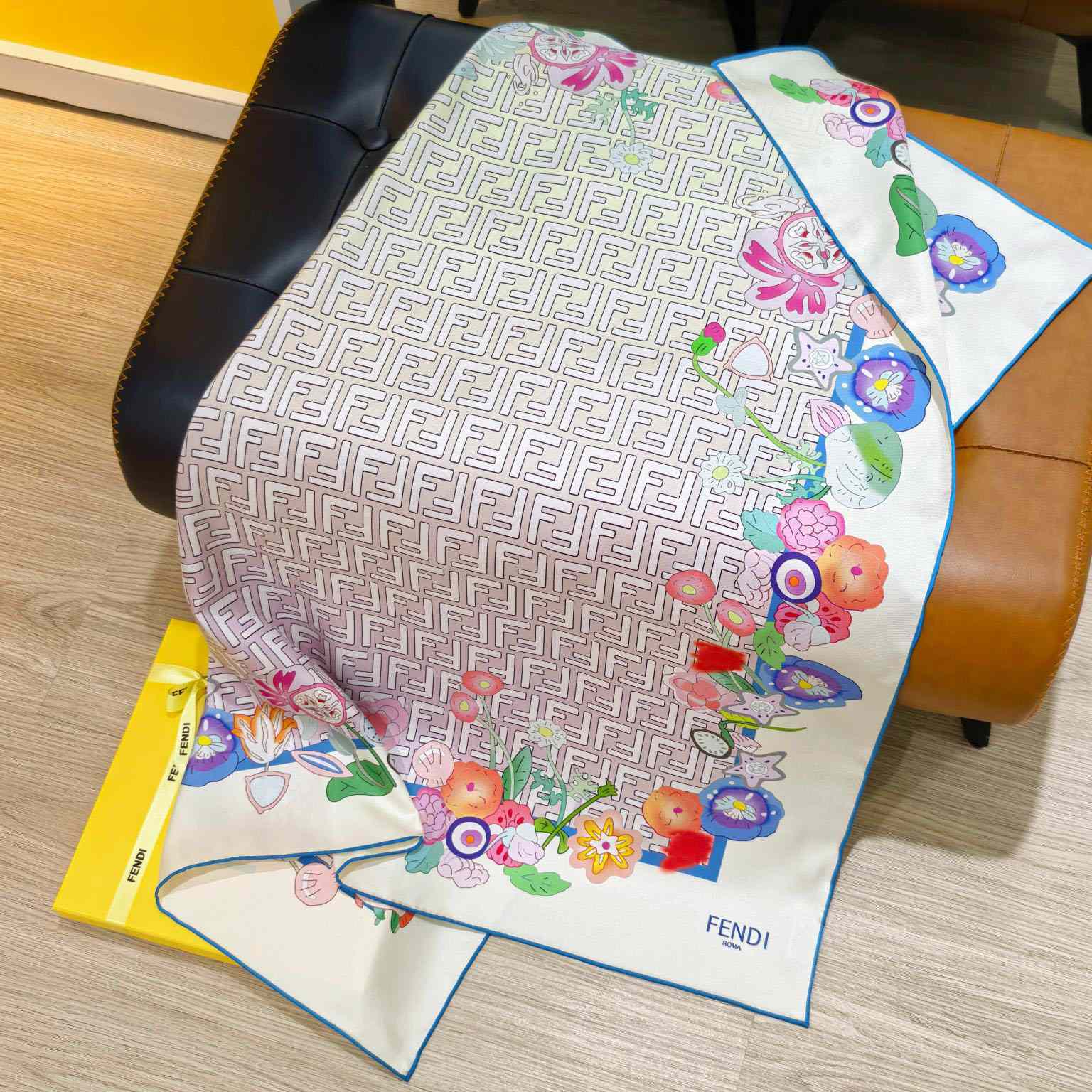 Fendi Future Fantastic Foulard - FashionPlug