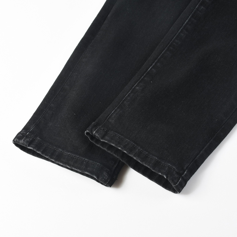 Amiri Jeans   - FashionPlug
