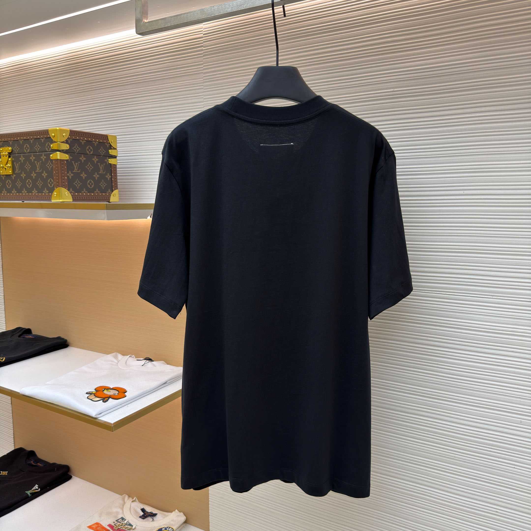 Maison Margiela Black Label Patch T-shirt - FashionPlug