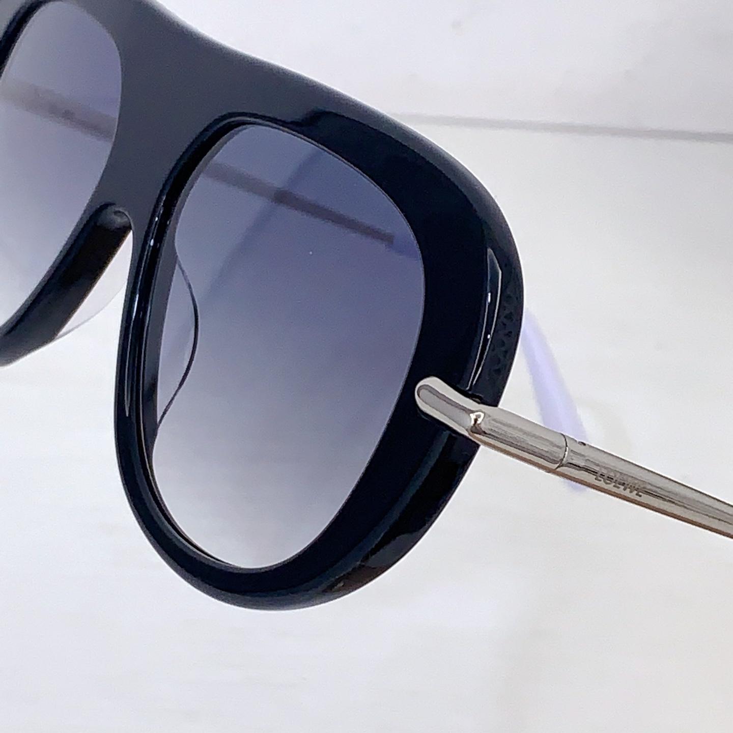 Loewe LW40186I Sunglasses  - FashionPlug