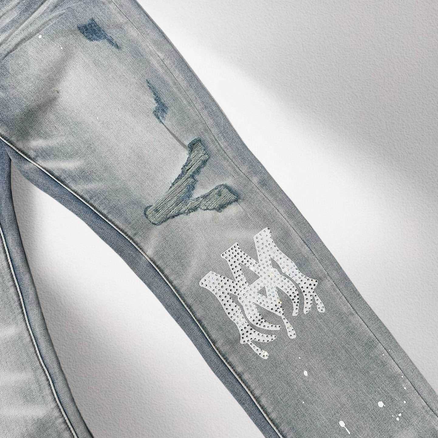Amiri Jeans 8332 - FashionPlug