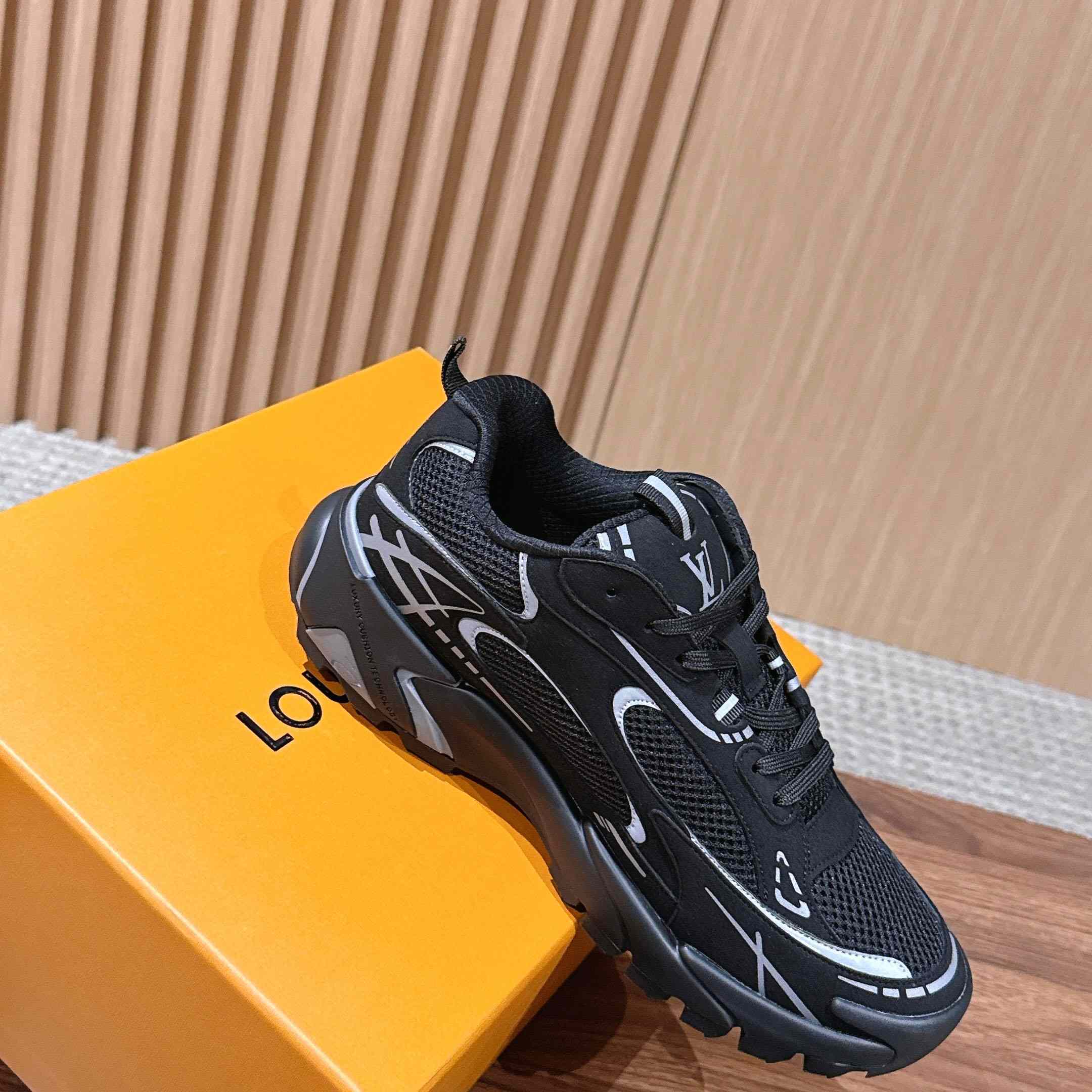 Louis Vuitton LV Tatic Runner Sneaker 1AKC3L - FashionPlug