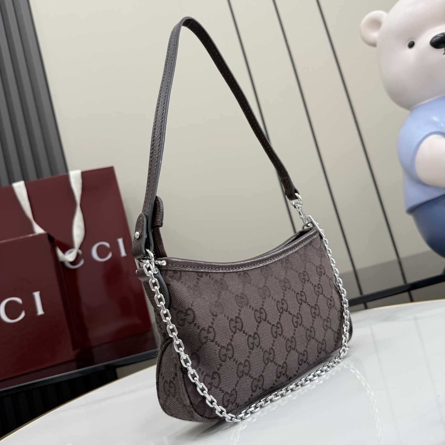 Gucci Gossip Small Shoulder Bag - FashionPlug