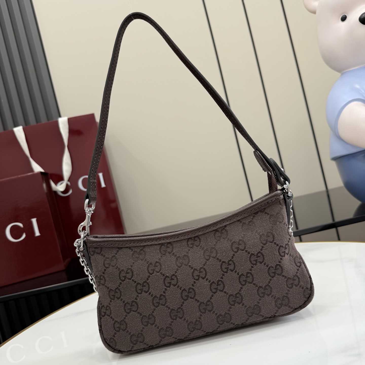 Gucci Gossip Small Shoulder Bag - FashionPlug