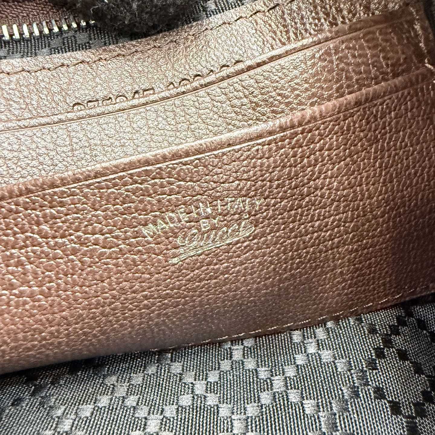 Gucci Gossip Small Shoulder Bag - FashionPlug