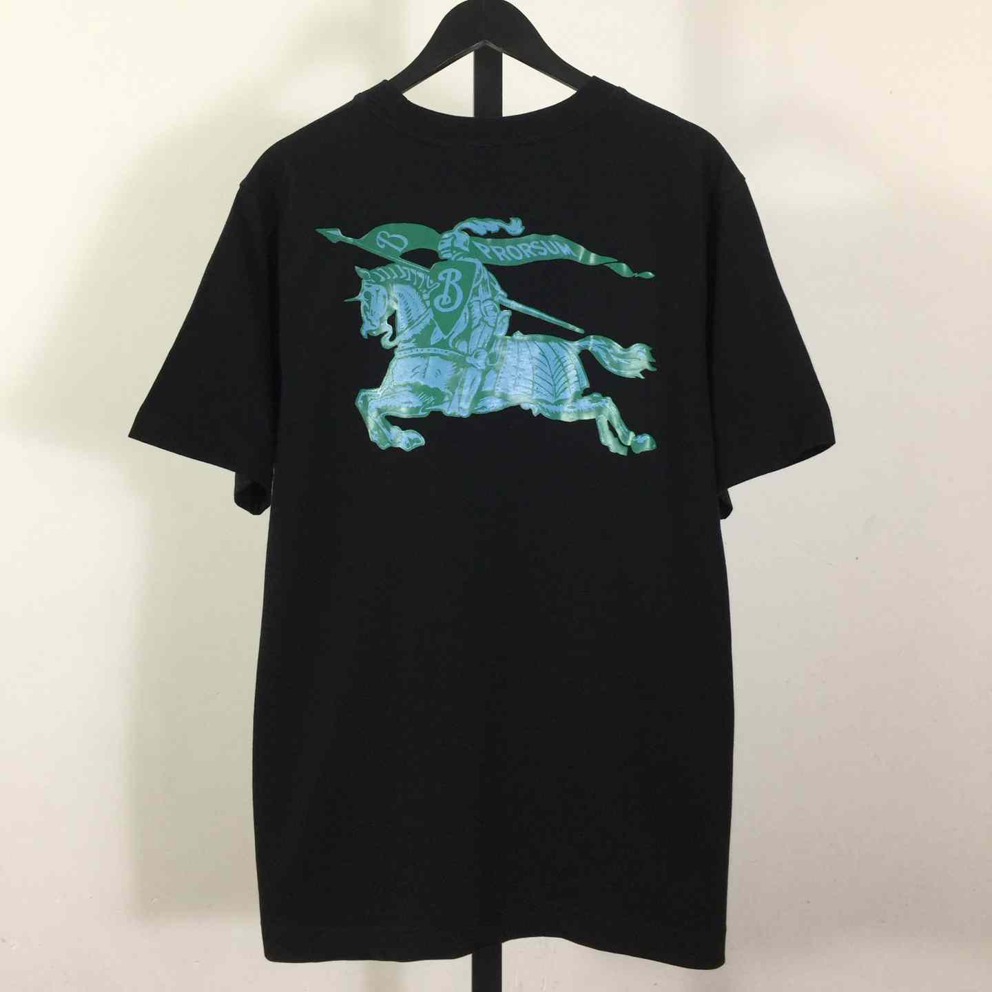 Burberry Heritage Logo Cotton T-shirt - FashionPlug
