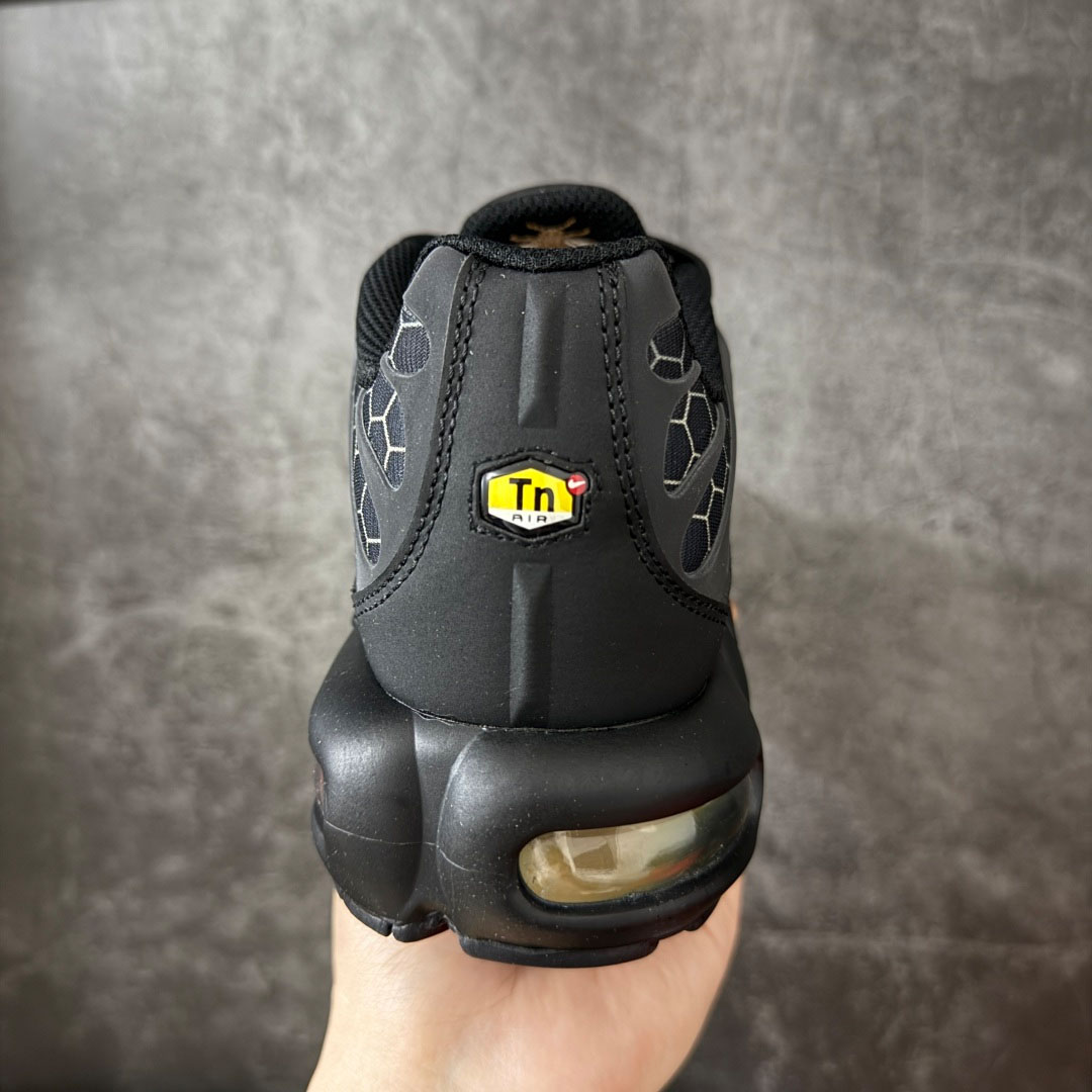 Nike Air Max Plus 'Honey'  IQ0287-010  - FashionPlug
