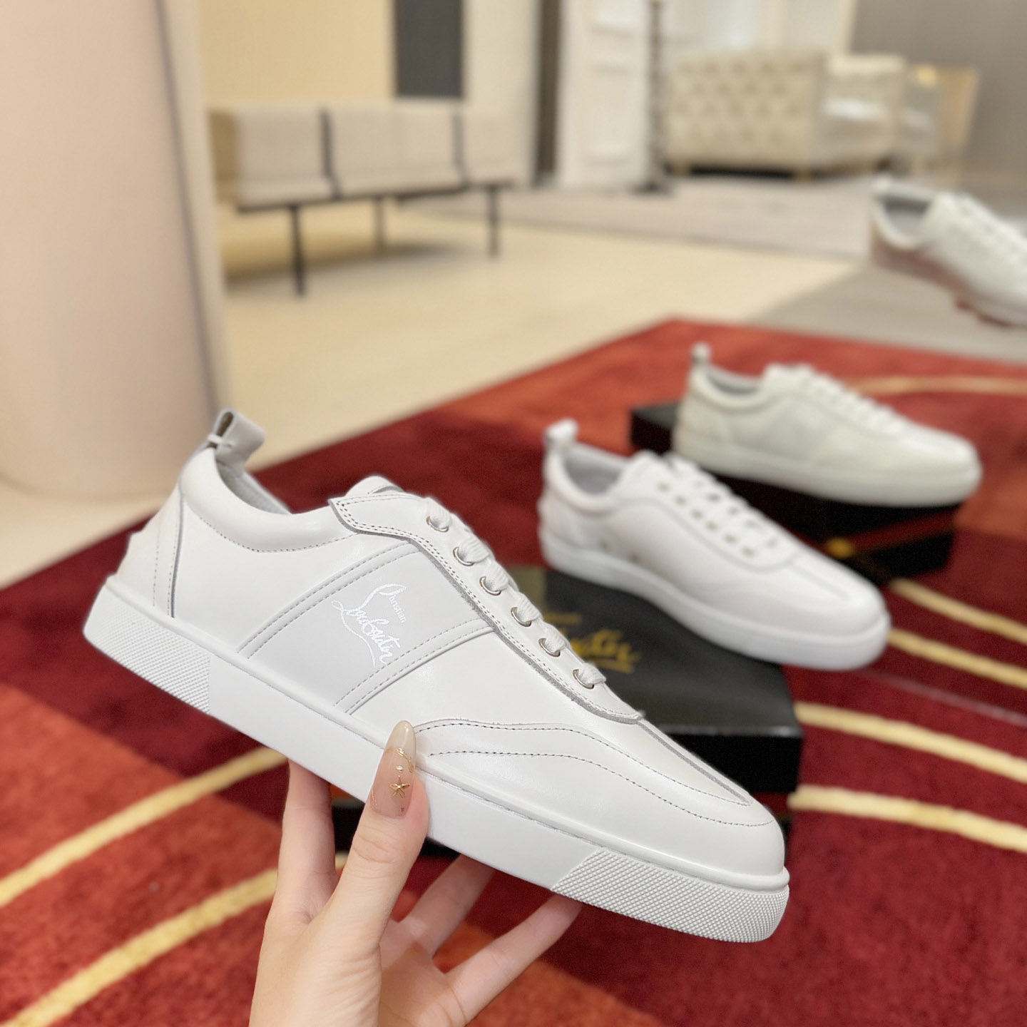 Christian Louboutin Retero Sneakers - FashionPlug