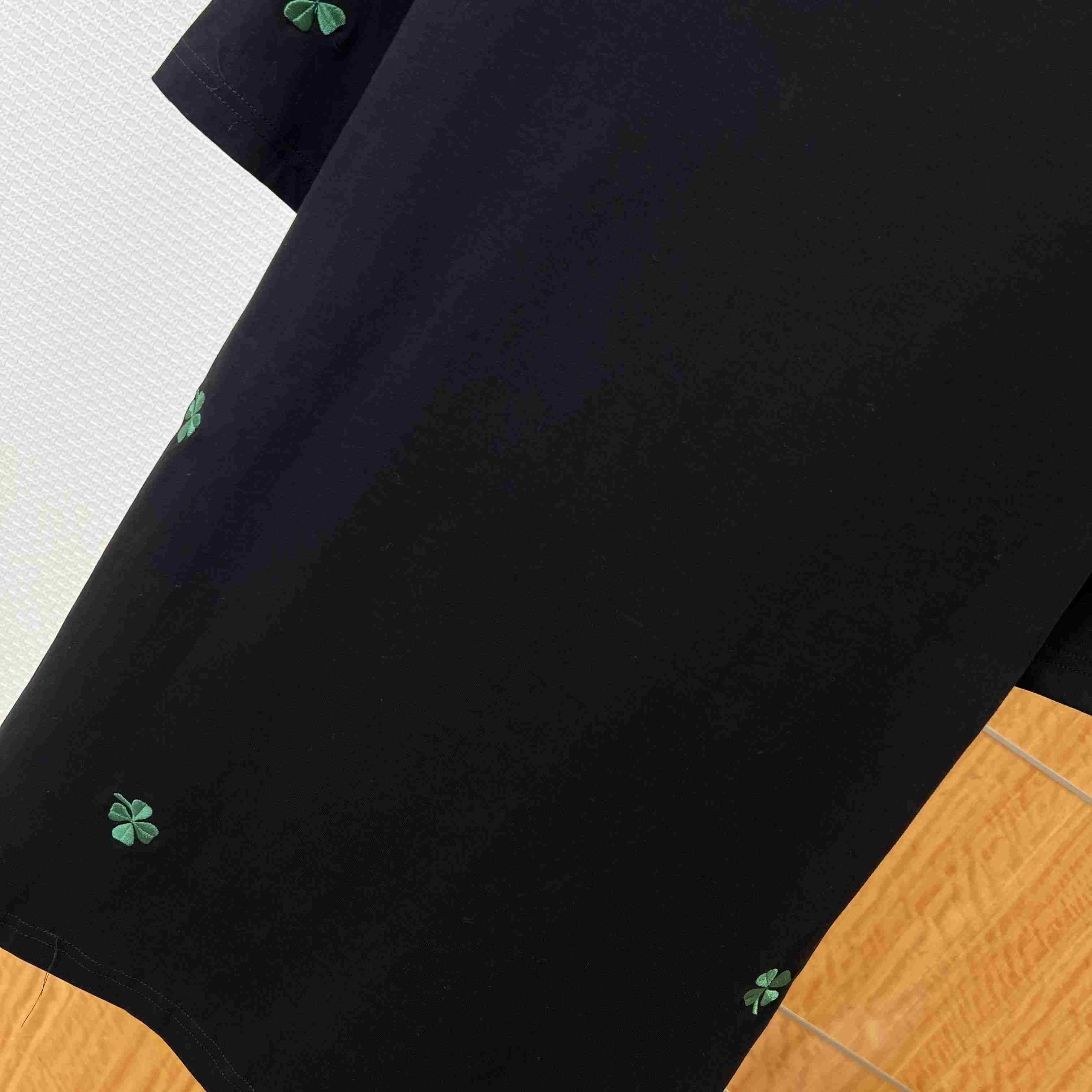 Dior T-Shirt with Dior Clover Embroidery - FashionPlug