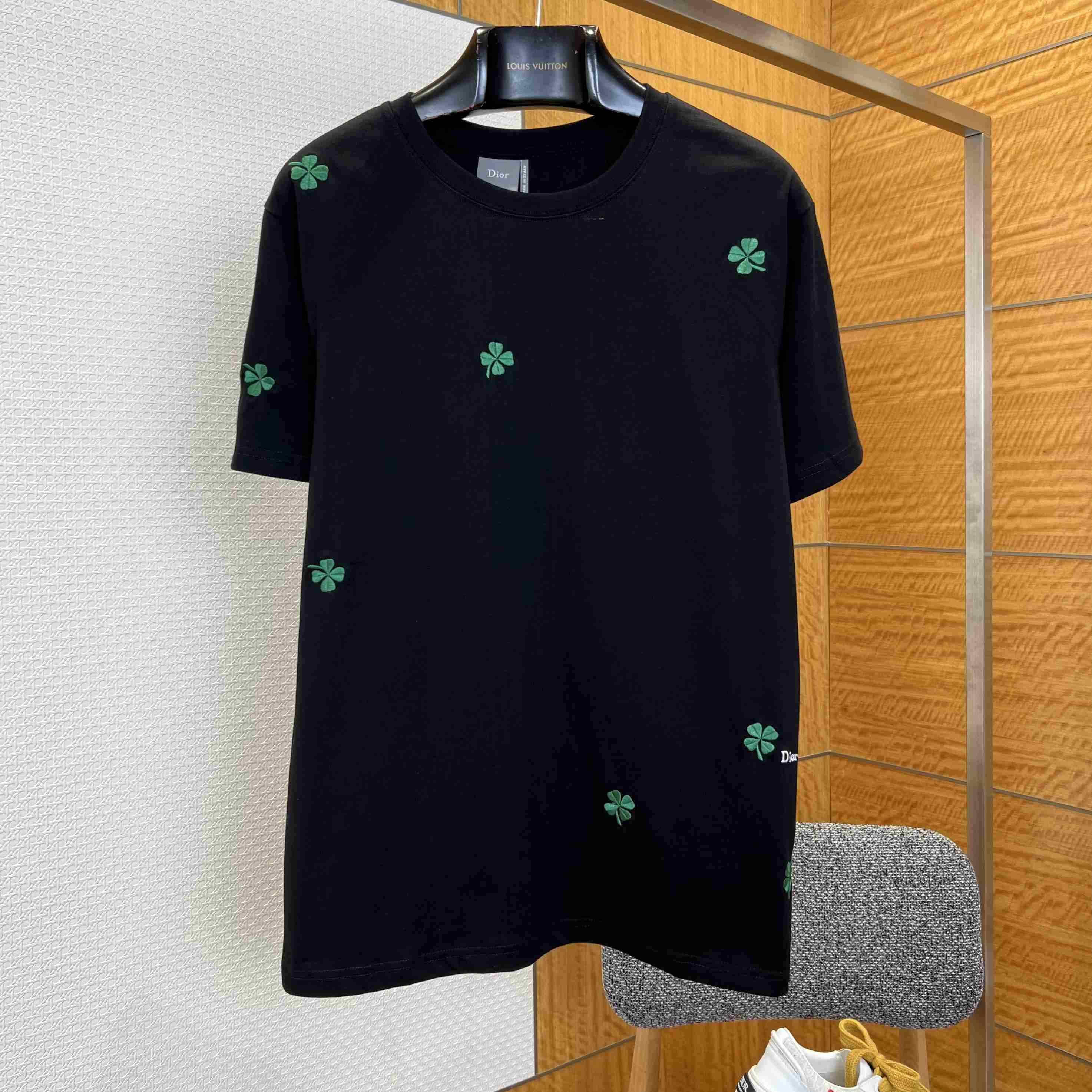 Dior T-Shirt with Dior Clover Embroidery - FashionPlug