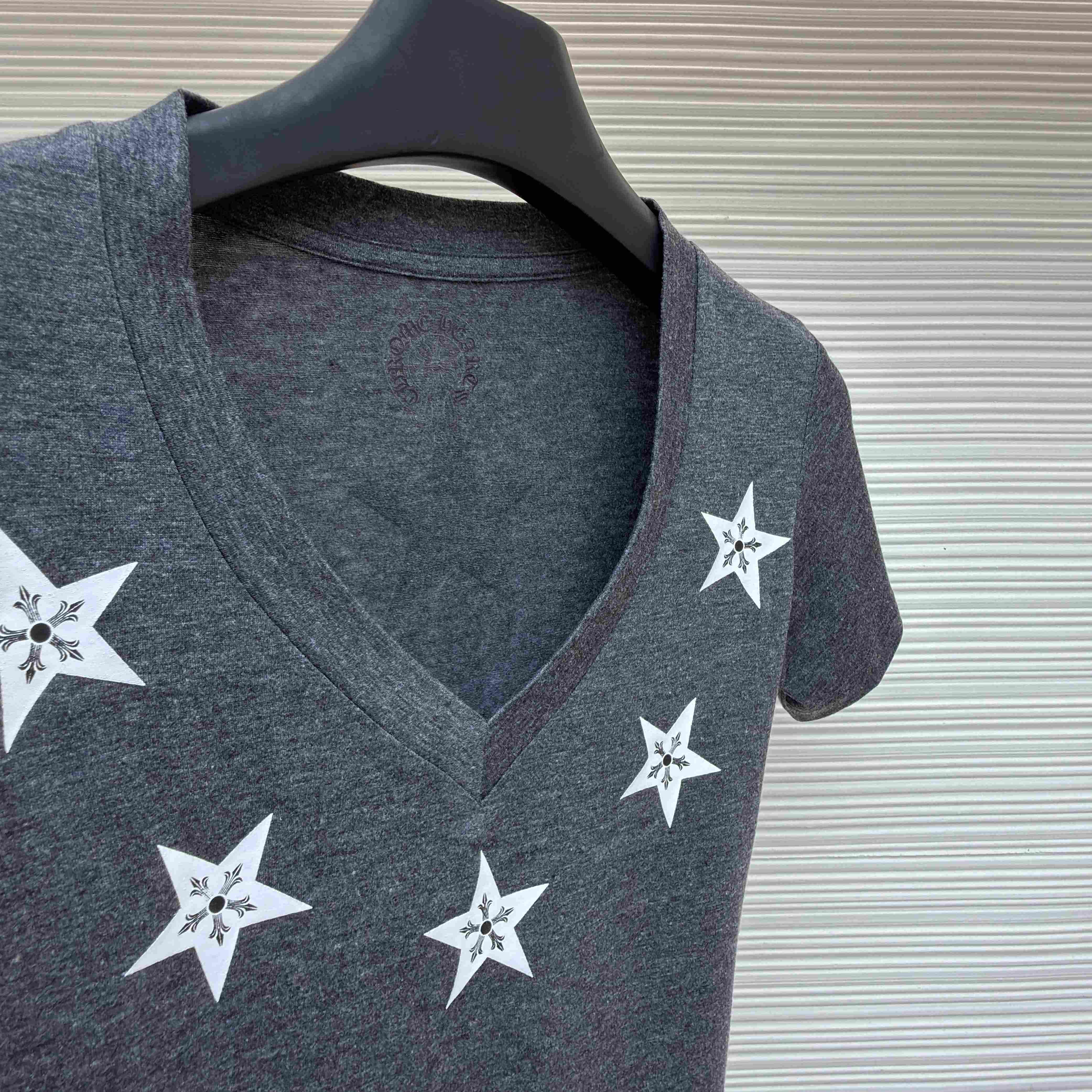Chrome Hearts Multi-Star V-Neck T-Shirt - Grey  - FashionPlug