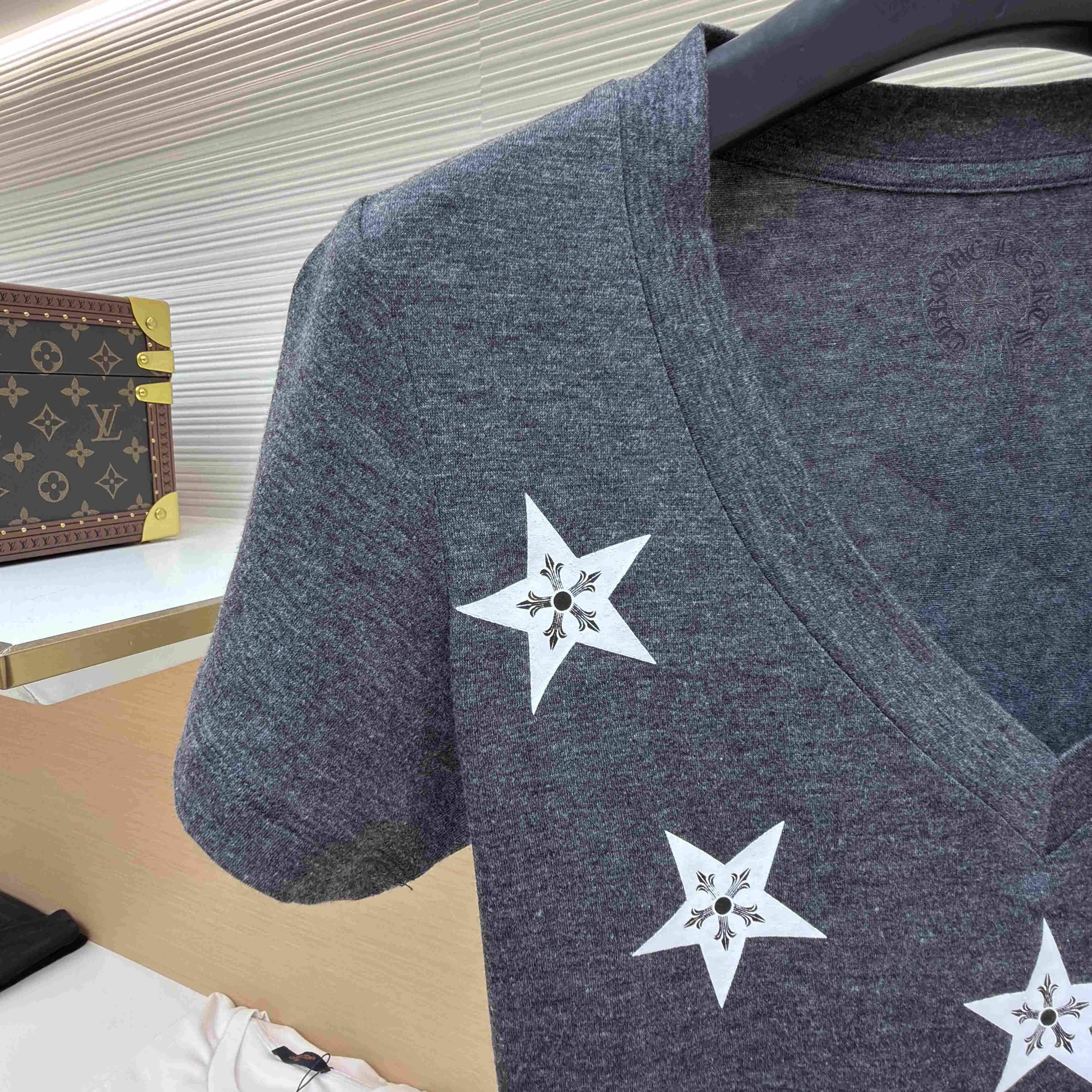 Chrome Hearts Multi-Star V-Neck T-Shirt - Grey  - FashionPlug