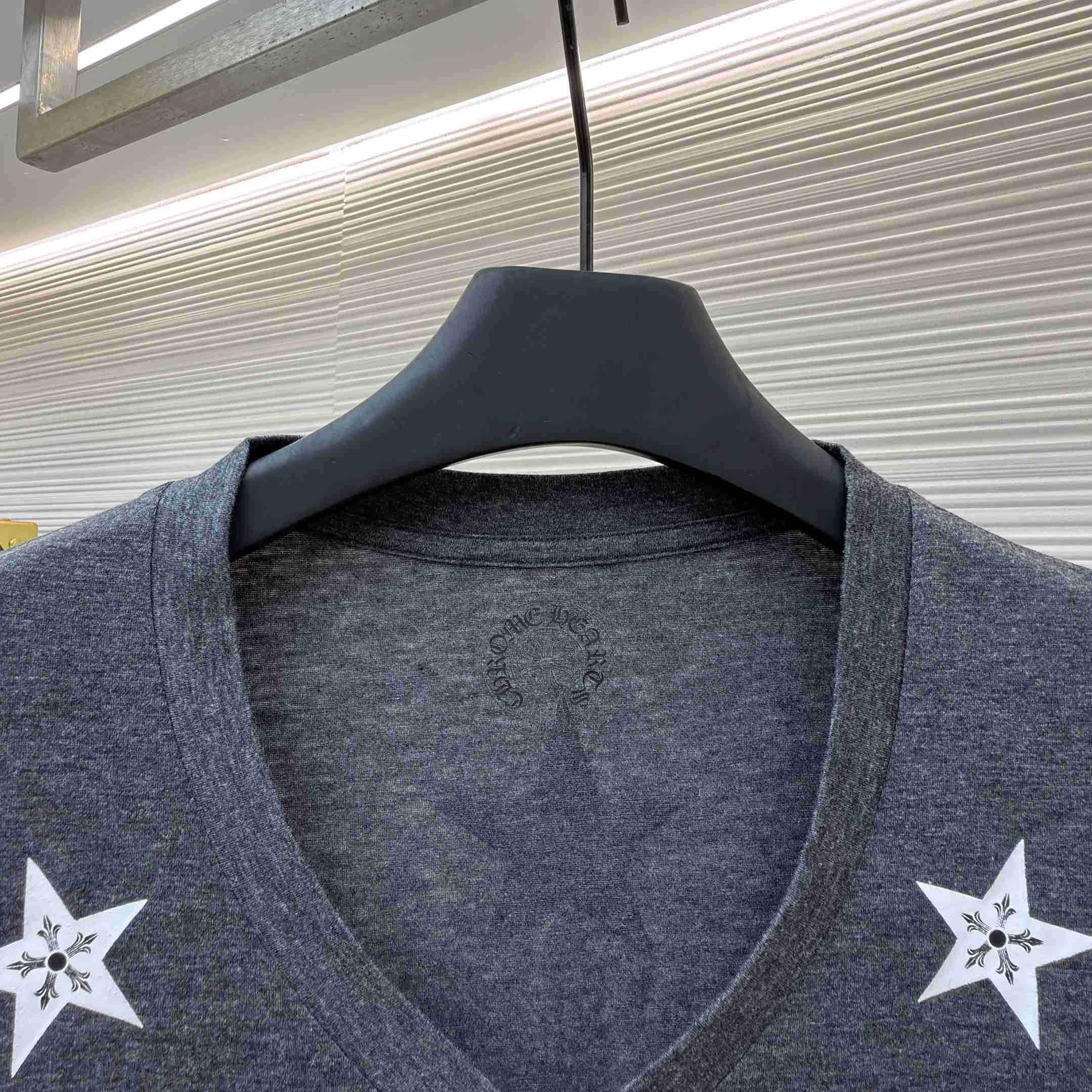 Chrome Hearts Multi-Star V-Neck T-Shirt - Grey  - FashionPlug