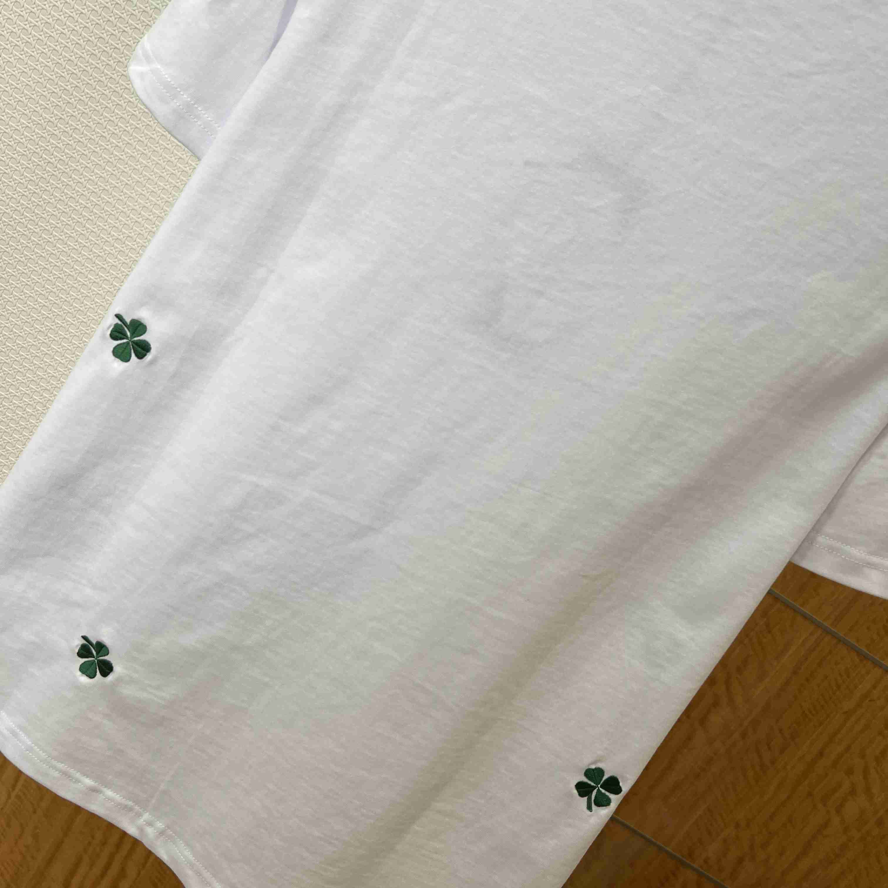 Dior T-Shirt with Dior Clover Embroidery - FashionPlug