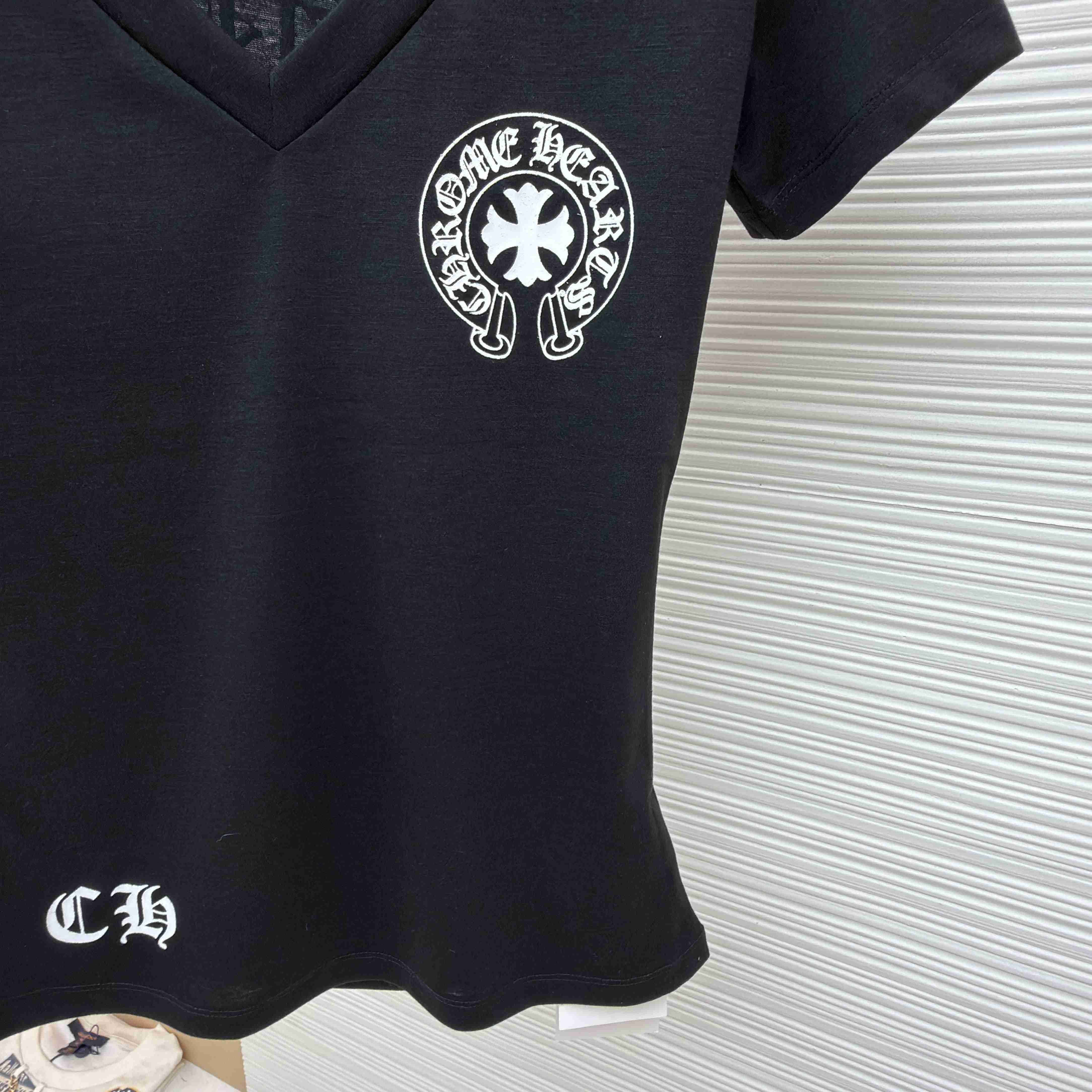 Chrome Hearts V-Neck T-Shirt 'Black' - FashionPlug