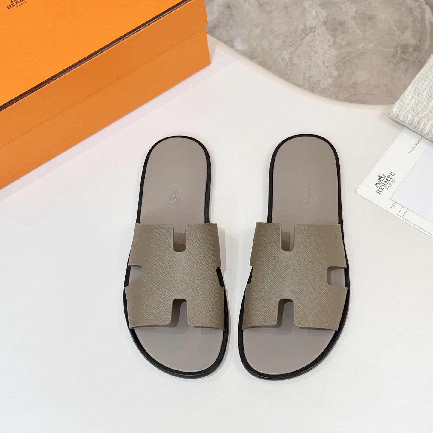 Hermes Izmir Sandal - FashionPlug