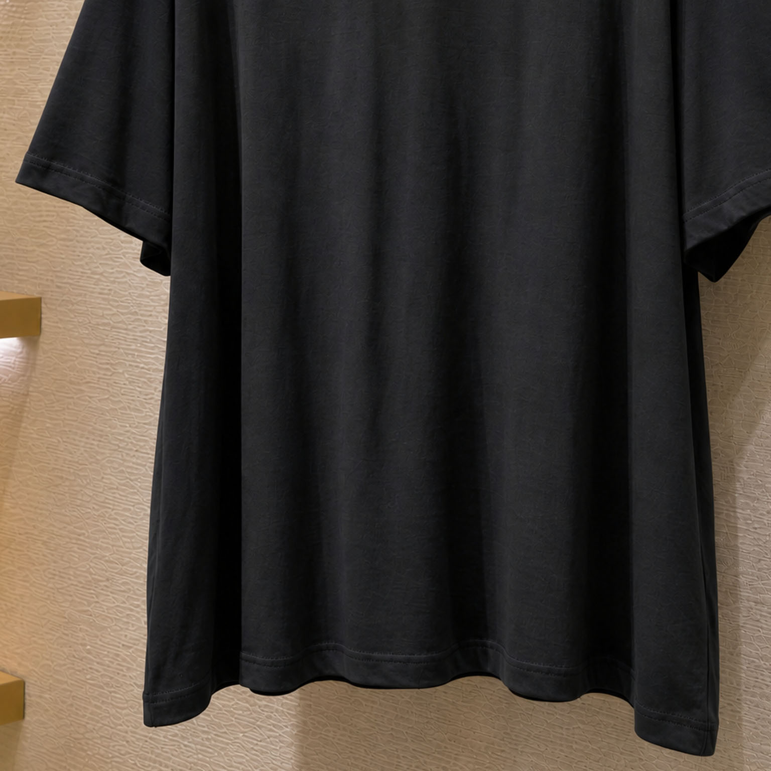 Balenciaga Bodies Medium Fit T-shirt In Black - FashionPlug