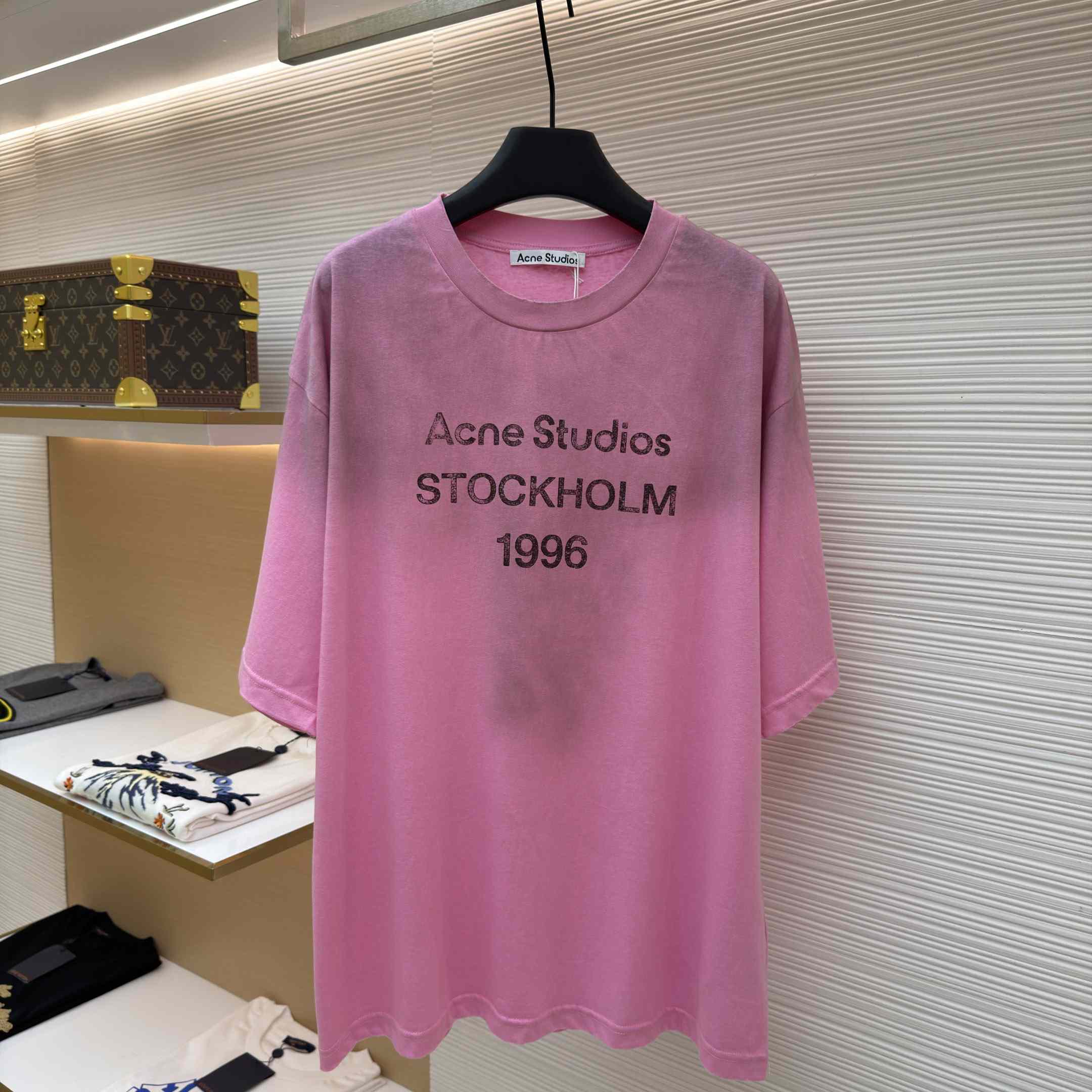 Acne Studios  Sprayed Logo T-shirt - FashionPlug