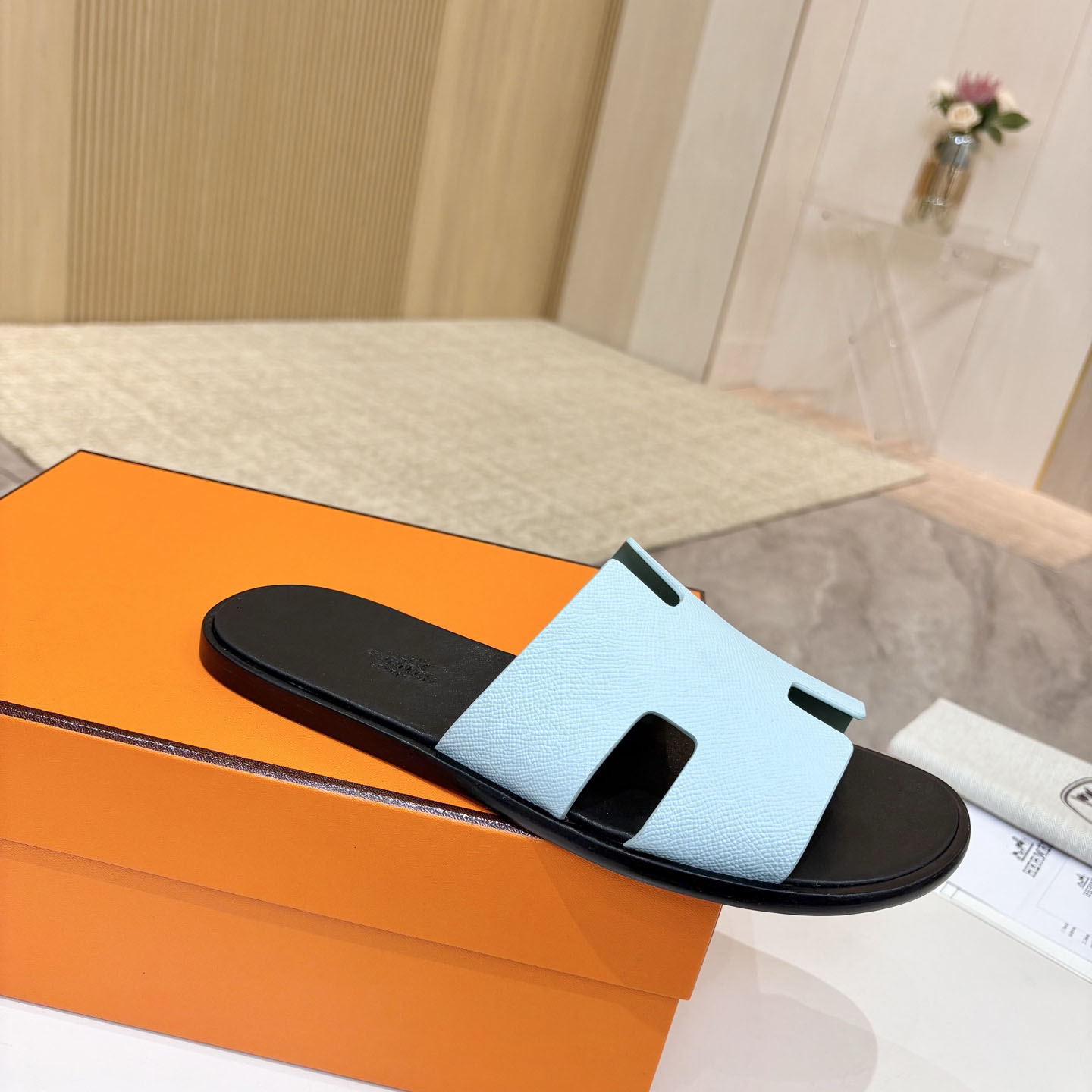 Hermes Izmir Sandal - FashionPlug