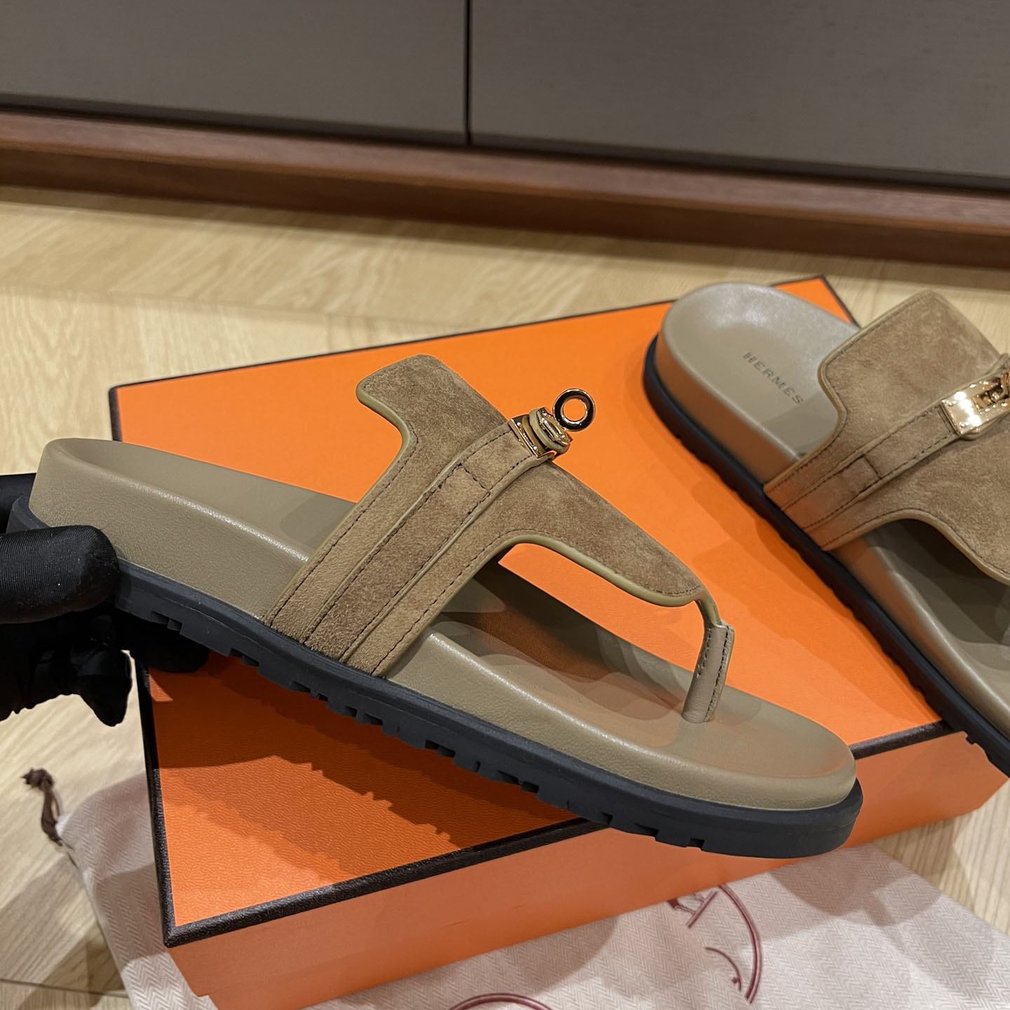Hermes Empire Sandal - FashionPlug
