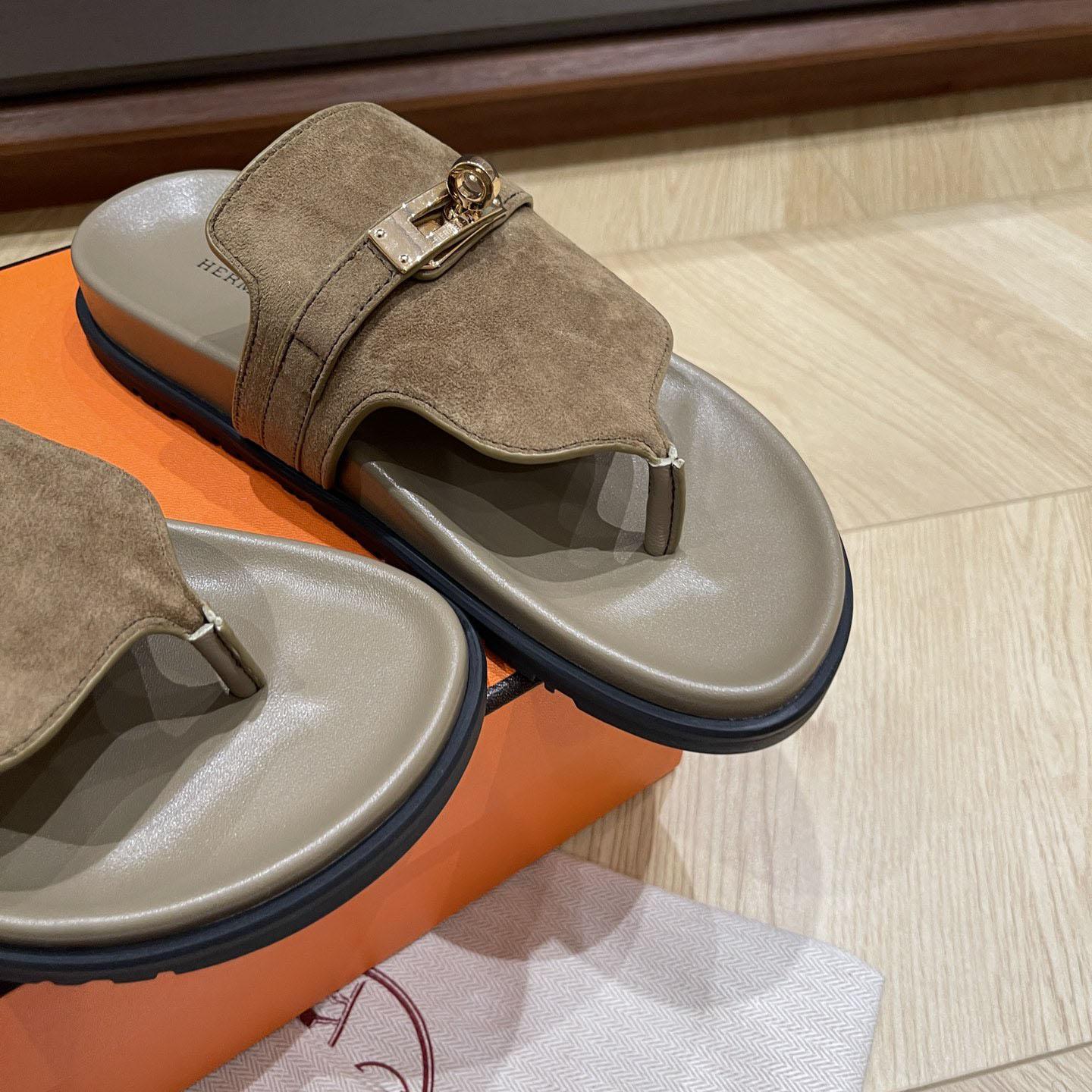 Hermes Empire Sandal - FashionPlug