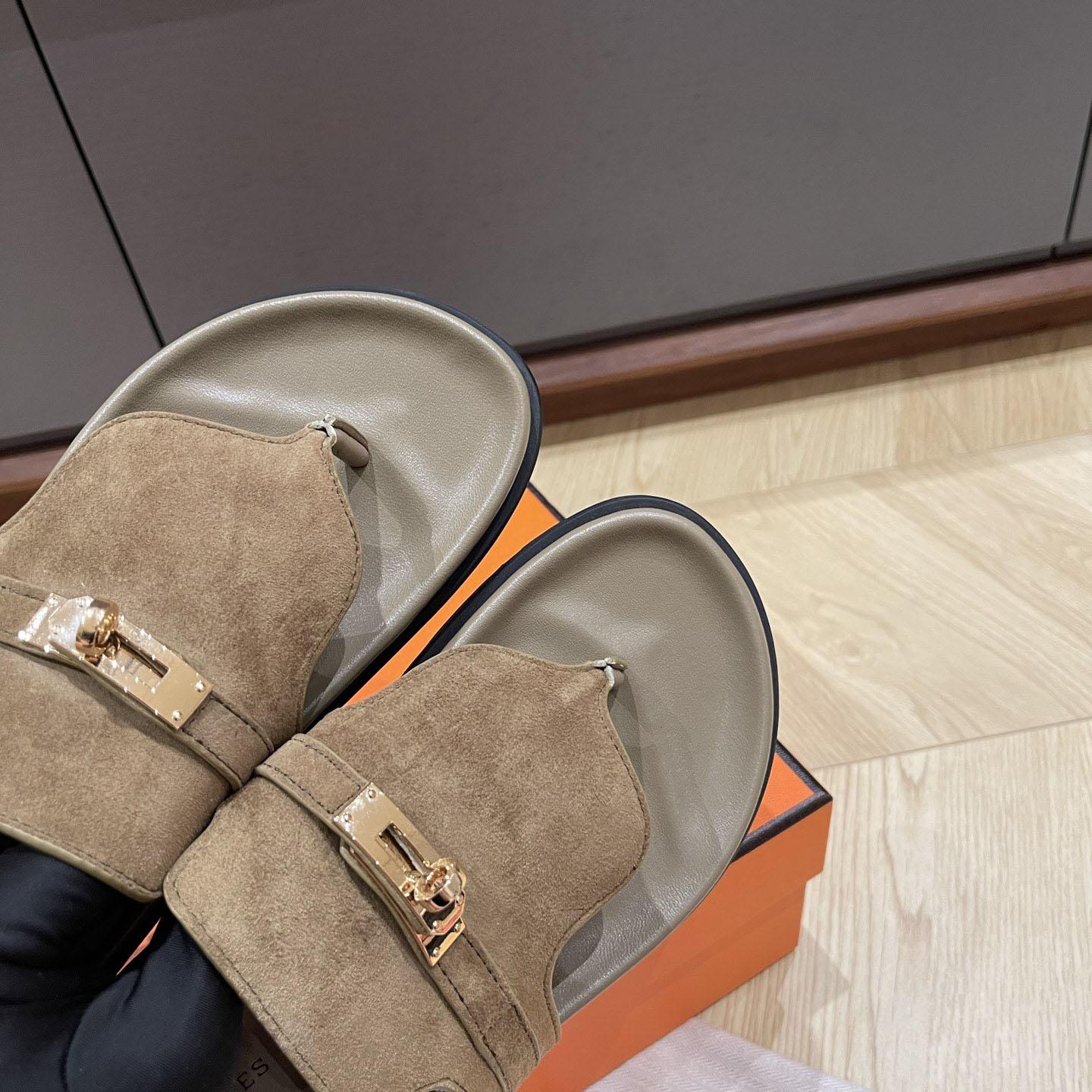 Hermes Empire Sandal - FashionPlug