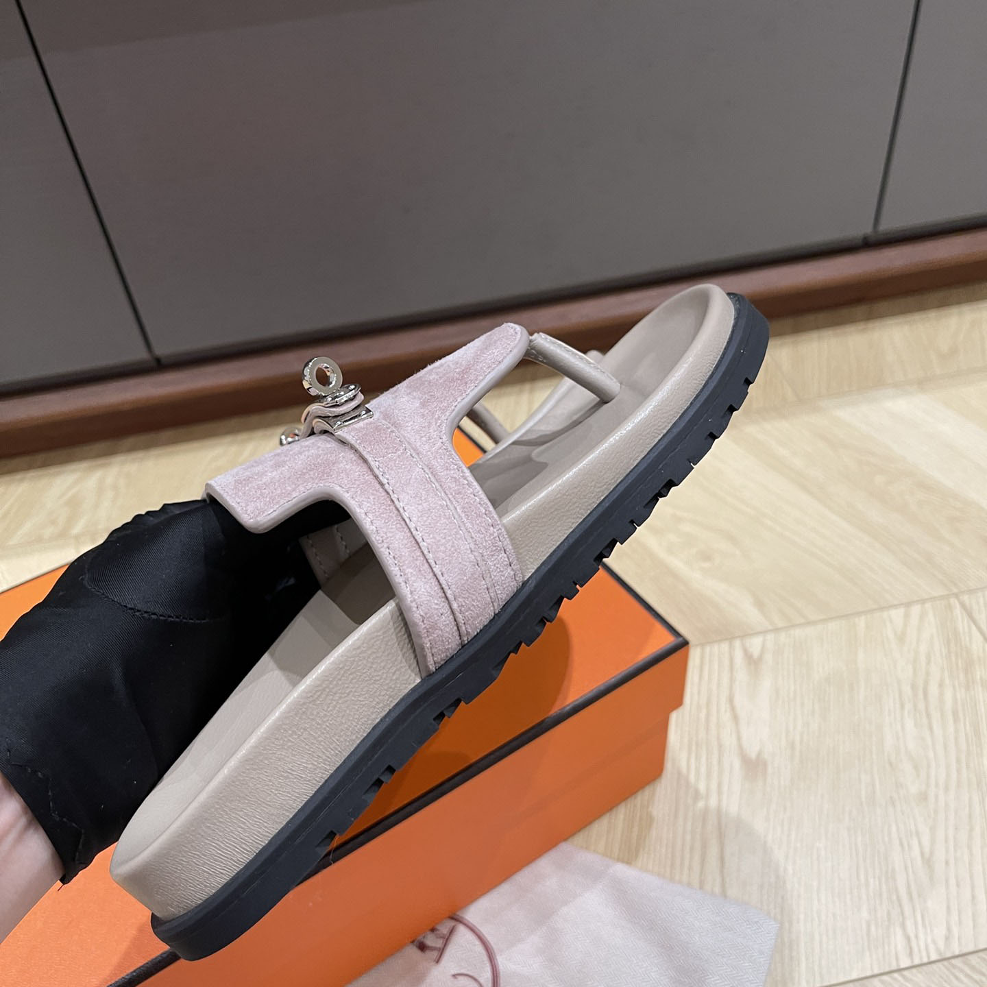 Hermes Empire Sandal - FashionPlug